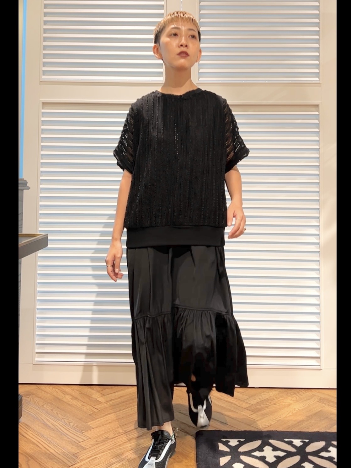 OCHIAIさんの「DRESSTERIOR｜シアーメッシュプルオーバー」を使ったコーディネート