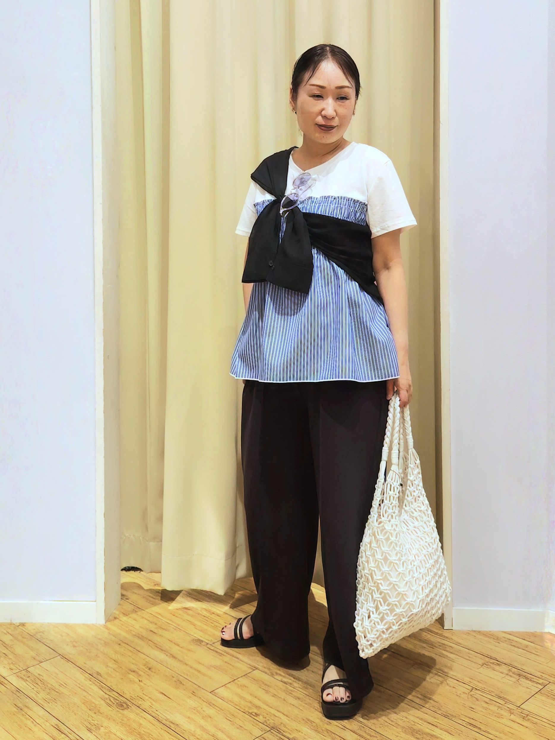 くまさんの「SHOO･LA･RUE｜【S-LL/洗濯機可】着るだけサマ見え 柄アソートビスチェ風ドッキングTシャツ」を使ったコーディネート