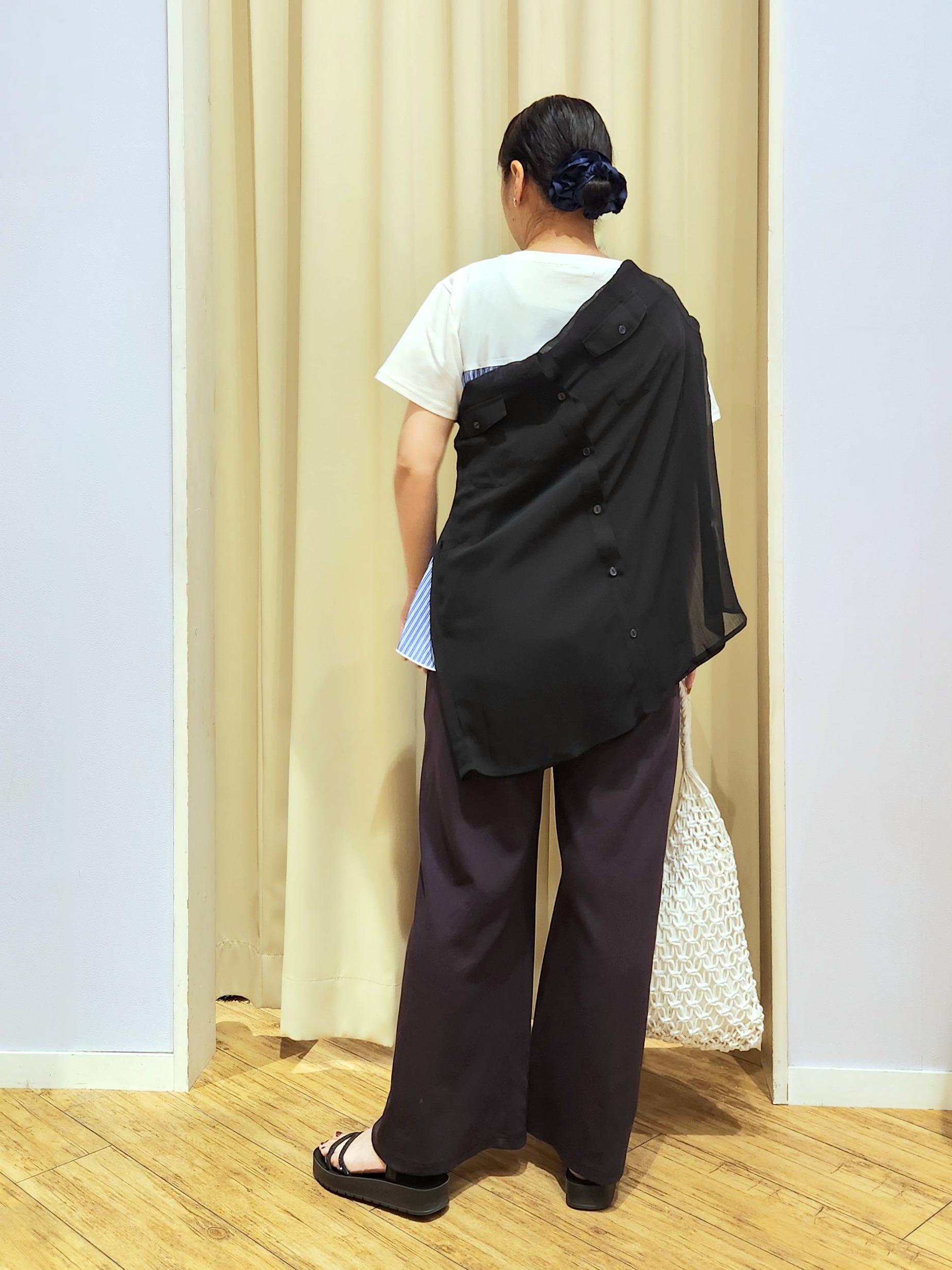 くまさんの「SHOO･LA･RUE｜【S-LL/洗濯機可】着るだけサマ見え 柄アソートビスチェ風ドッキングTシャツ」を使ったコーディネート