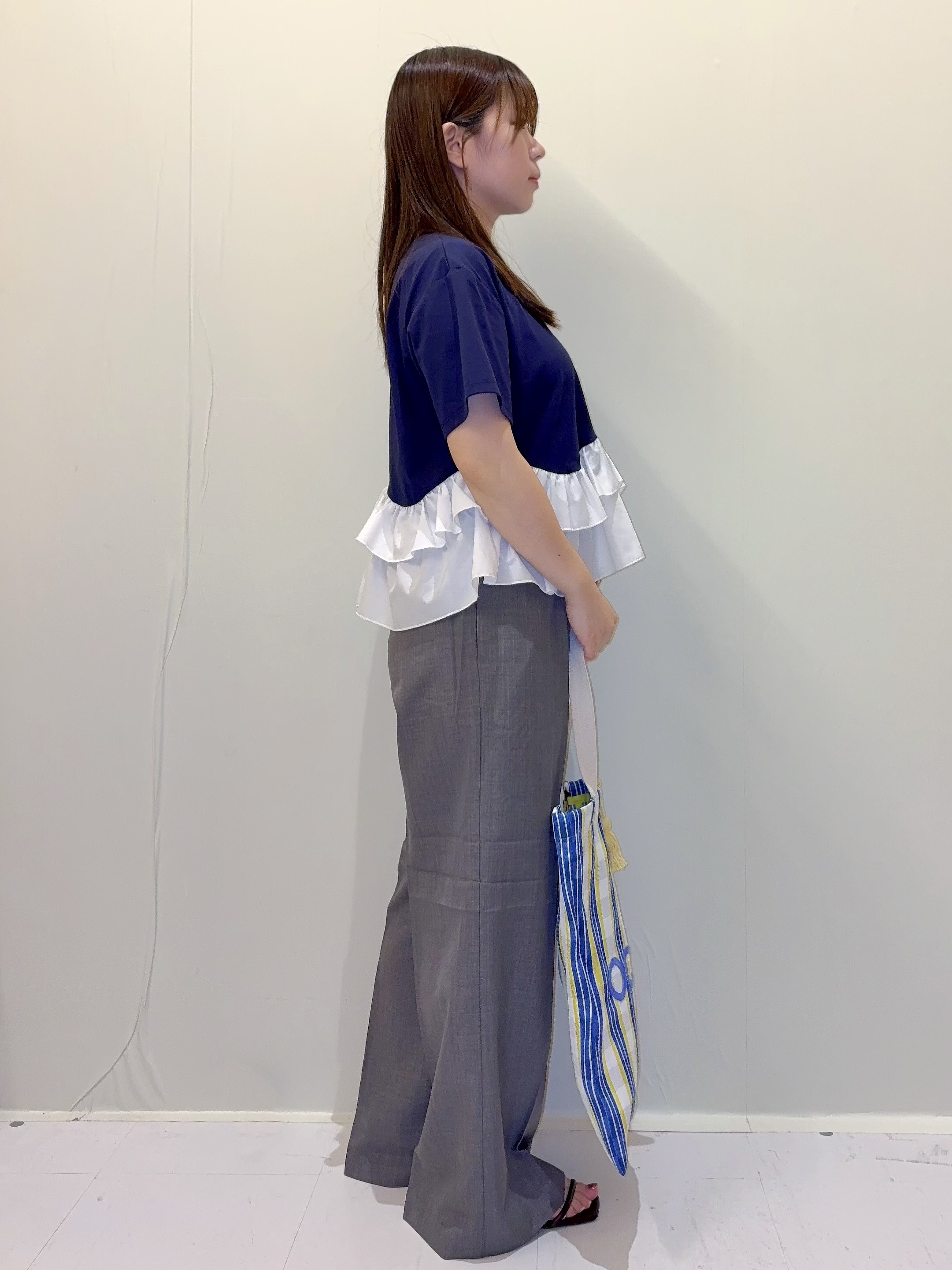 ayumiさんの「OPAQUE.CLIP｜裾フリルドッキングTシャツ【洗濯機OK】」を使ったコーディネート