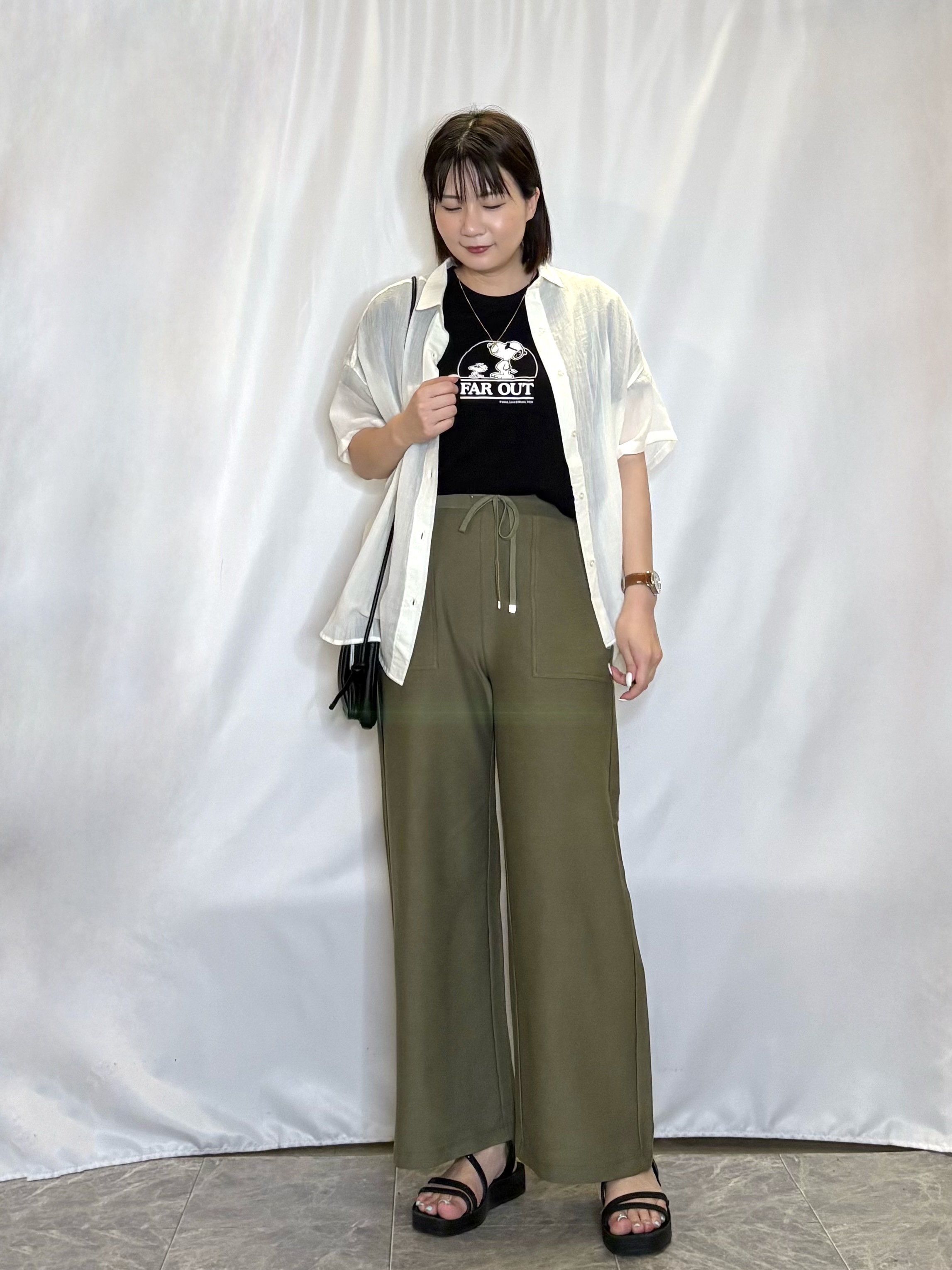 ネリさんの「SHOO･LA･RUE｜ヒップがすっぽり隠れる やわらか5分袖シアーシャツ」を使ったコーディネート