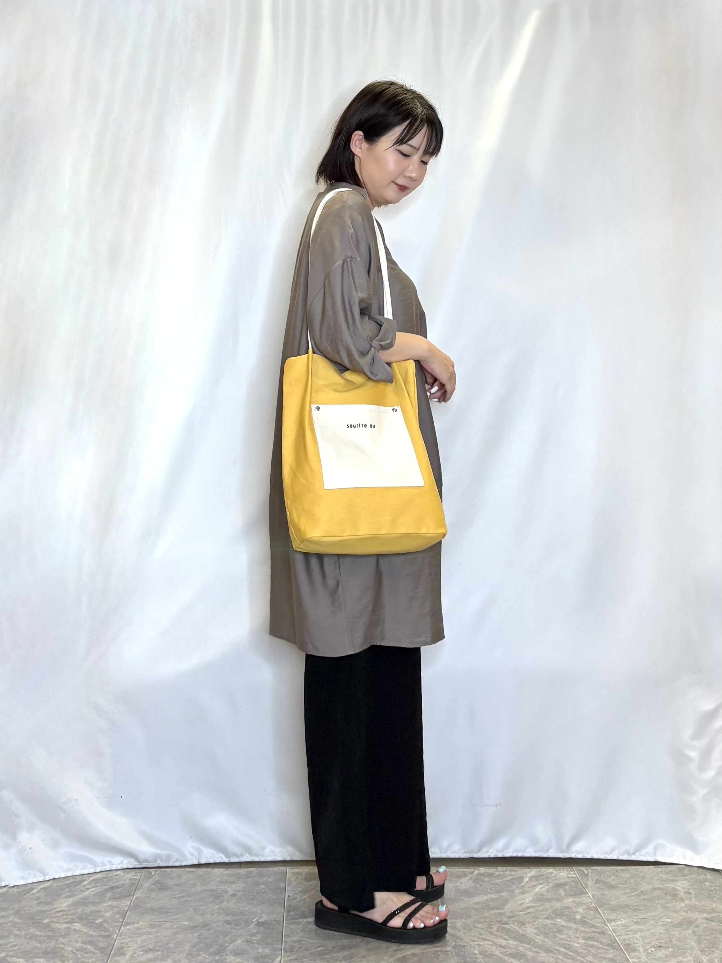 ネリさんの「SHOO･LA･RUE｜【ひんやり/S-LL/洗濯機可】体型カバーにも ゆるっとリラックスチュニック」を使ったコーディネート