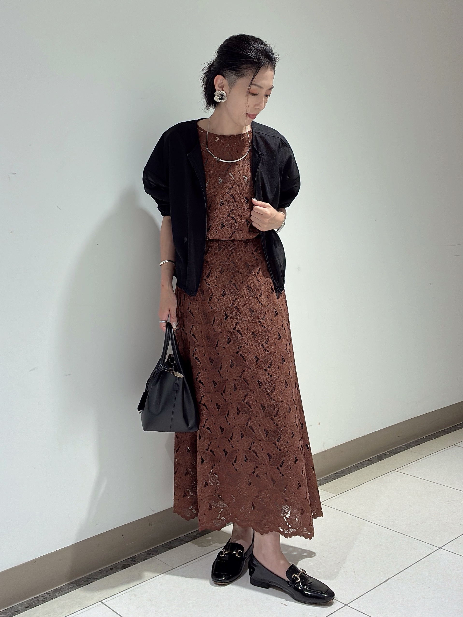 環さんの「UNTITLED｜トリコットシアーブラウス」を使ったコーディネート