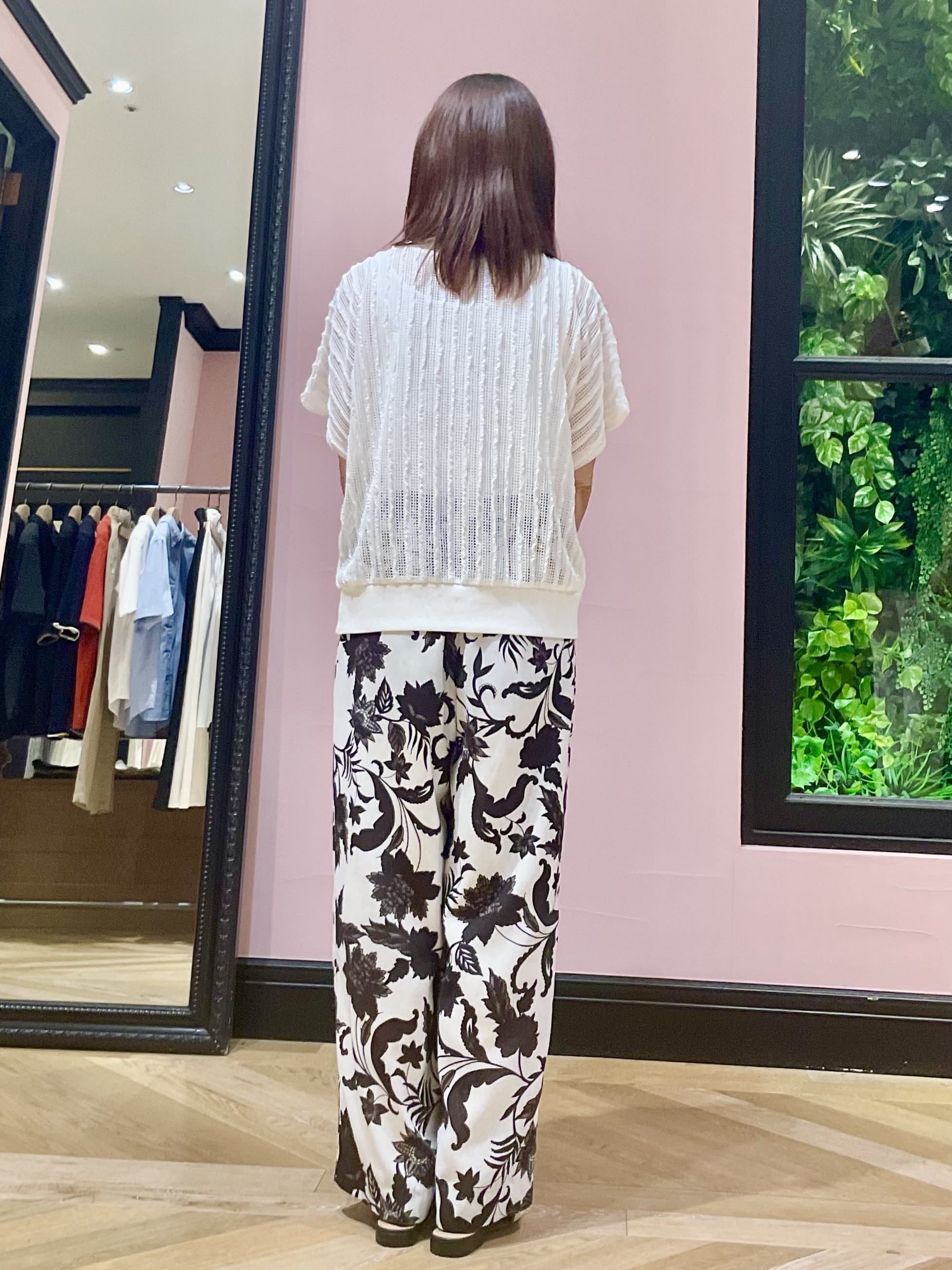 Hiwatashiさんの「DRESSTERIOR｜シアーメッシュプルオーバー」を使ったコーディネート