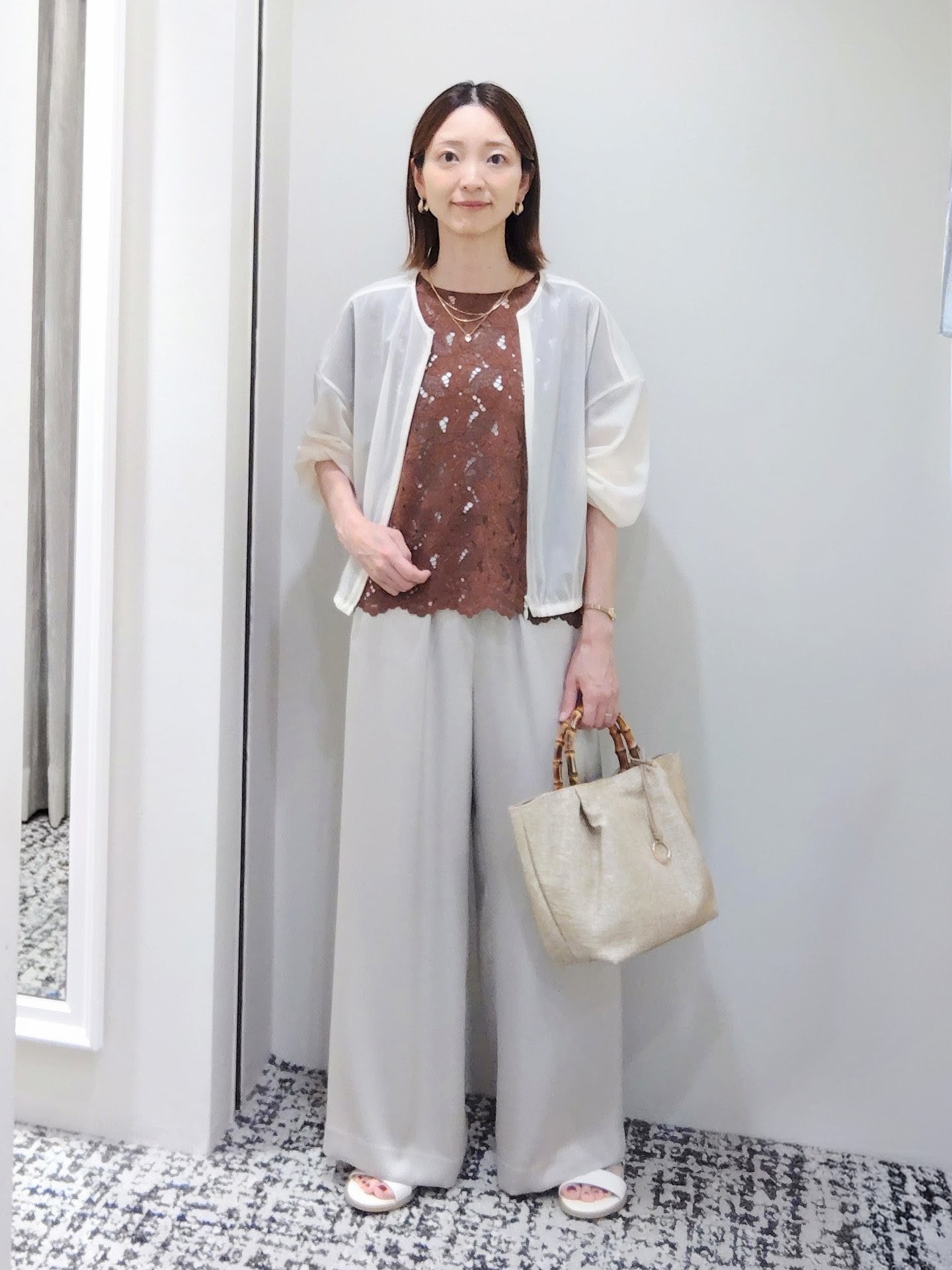 terumiさんの「UNTITLED｜トリコットシアーブラウス」を使ったコーディネート