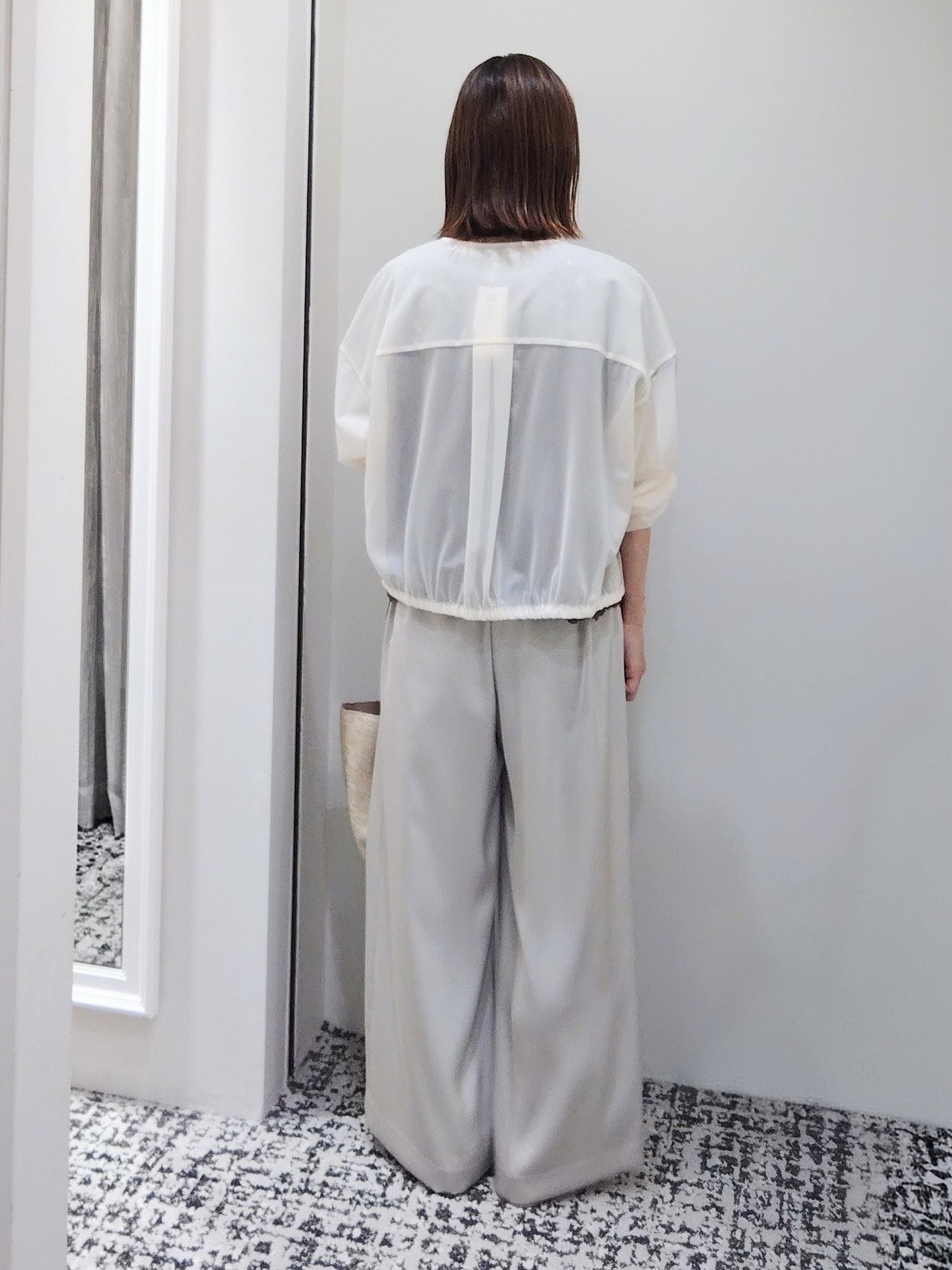 terumiさんの「UNTITLED｜トリコットシアーブラウス」を使ったコーディネート