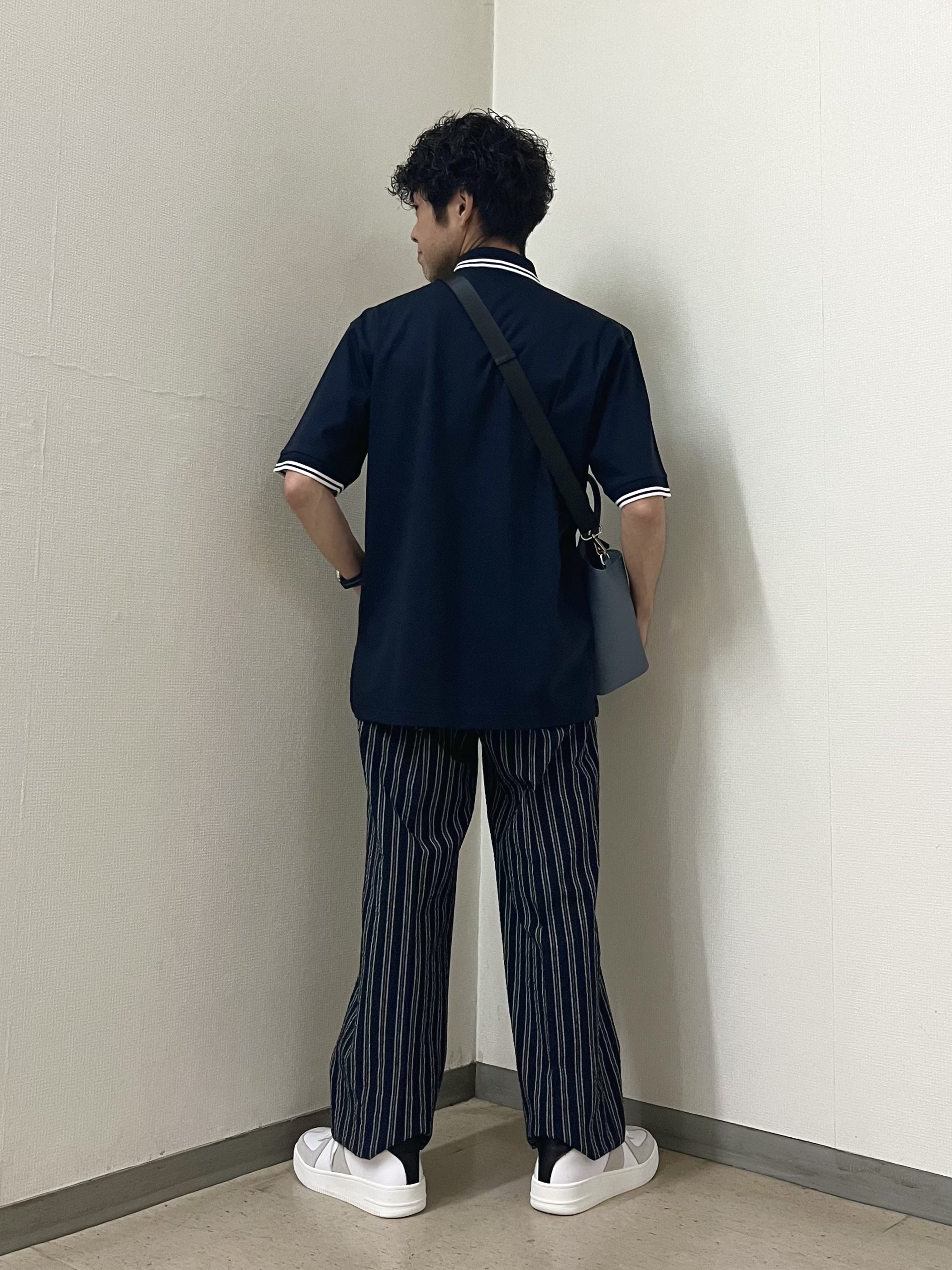 URAさんの「TAKEO KIKUCHI｜【BOWLER HAT LABEL】アイスクリアコットン ボーラーハットウォーカー ポロシャツ」を使ったコーディネート
