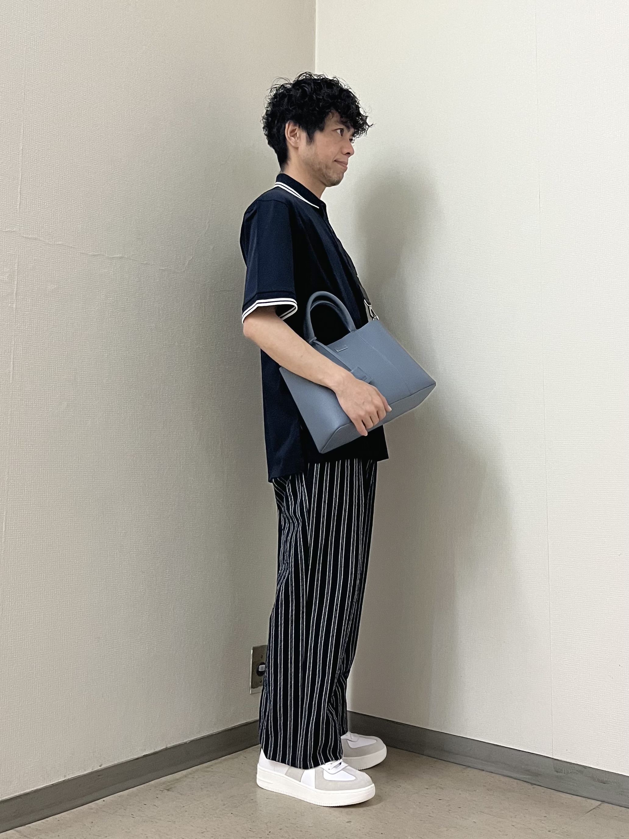 URAさんの「TAKEO KIKUCHI｜【BOWLER HAT LABEL】アイスクリアコットン ボーラーハットウォーカー ポロシャツ」を使ったコーディネート