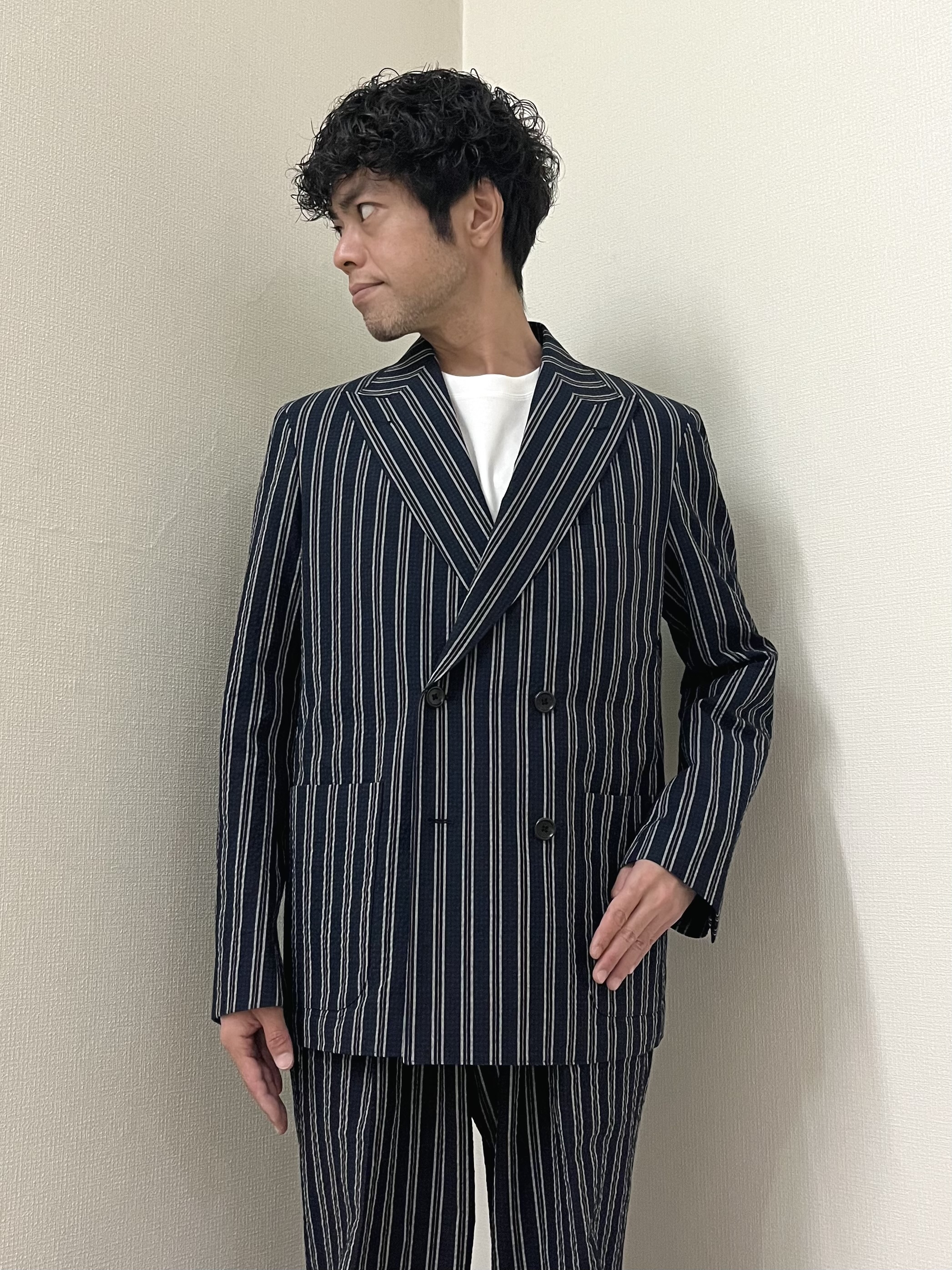 URAさんの「TAKEO KIKUCHI｜【BOWLER HAT LABEL】サッカーストライプ ダブルジャケット」を使ったコーディネート