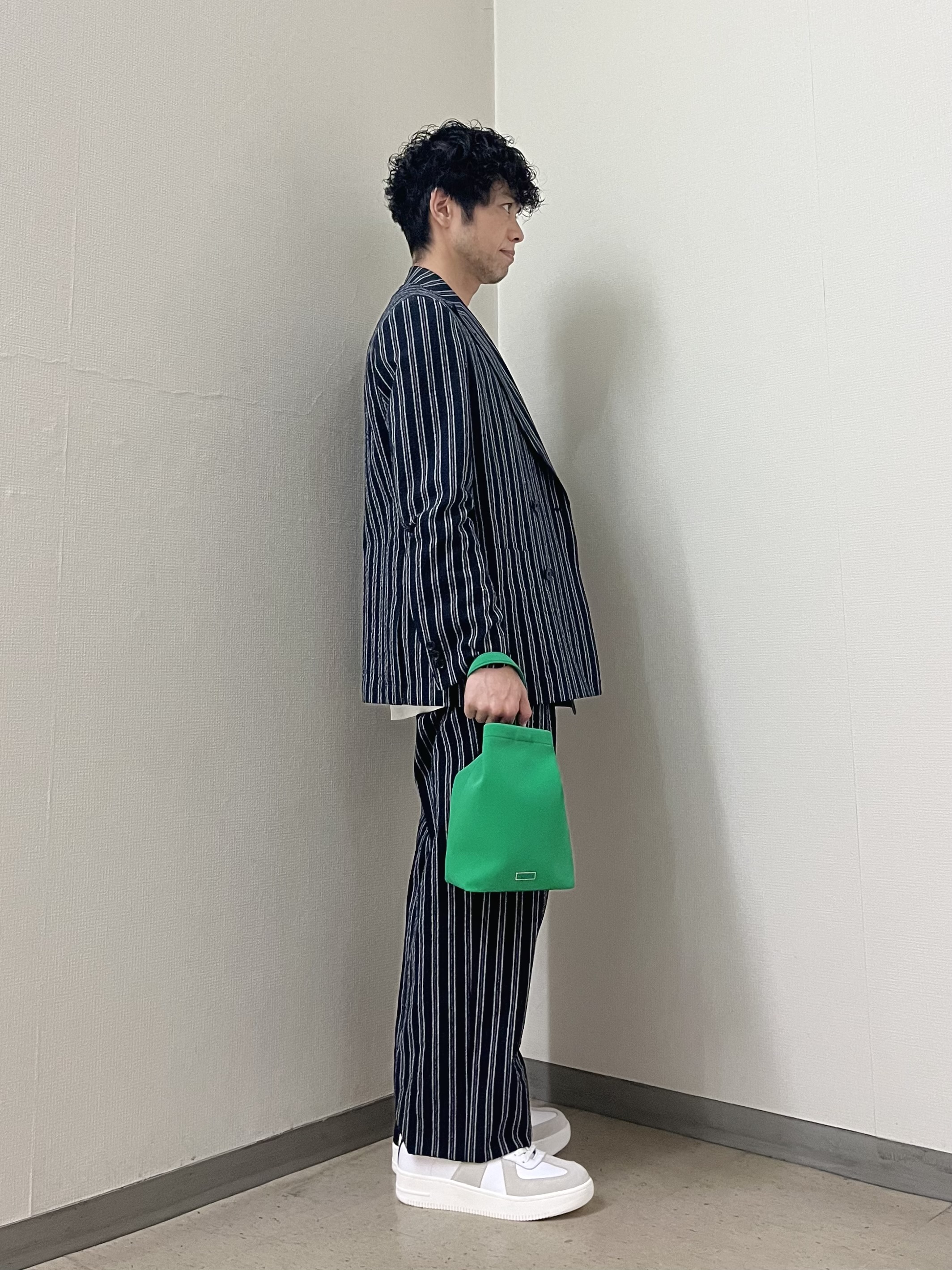URAさんの「TAKEO KIKUCHI｜【BOWLER HAT LABEL】サッカーストライプ ダブルジャケット」を使ったコーディネート