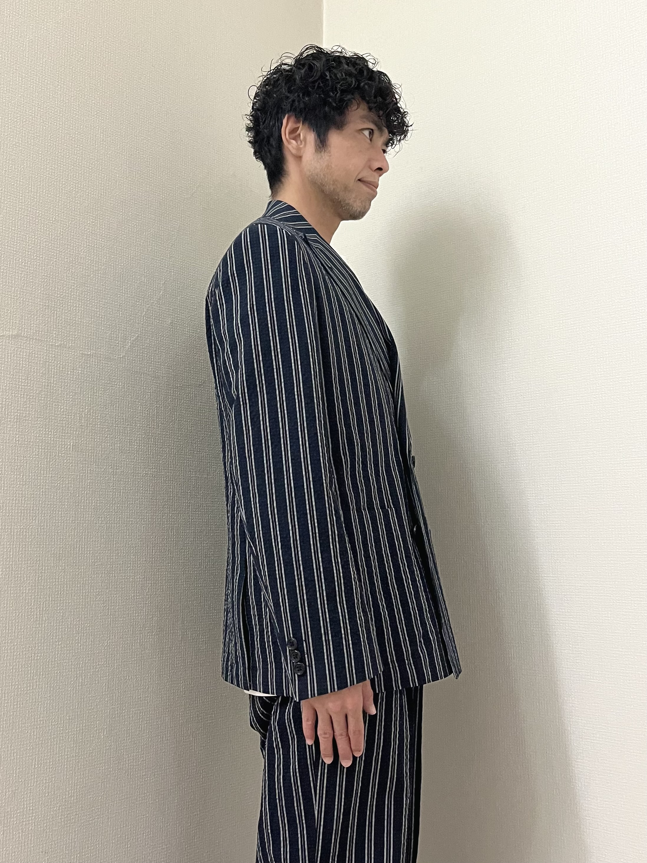 URAさんの「TAKEO KIKUCHI｜【BOWLER HAT LABEL】サッカーストライプ ダブルジャケット」を使ったコーディネート