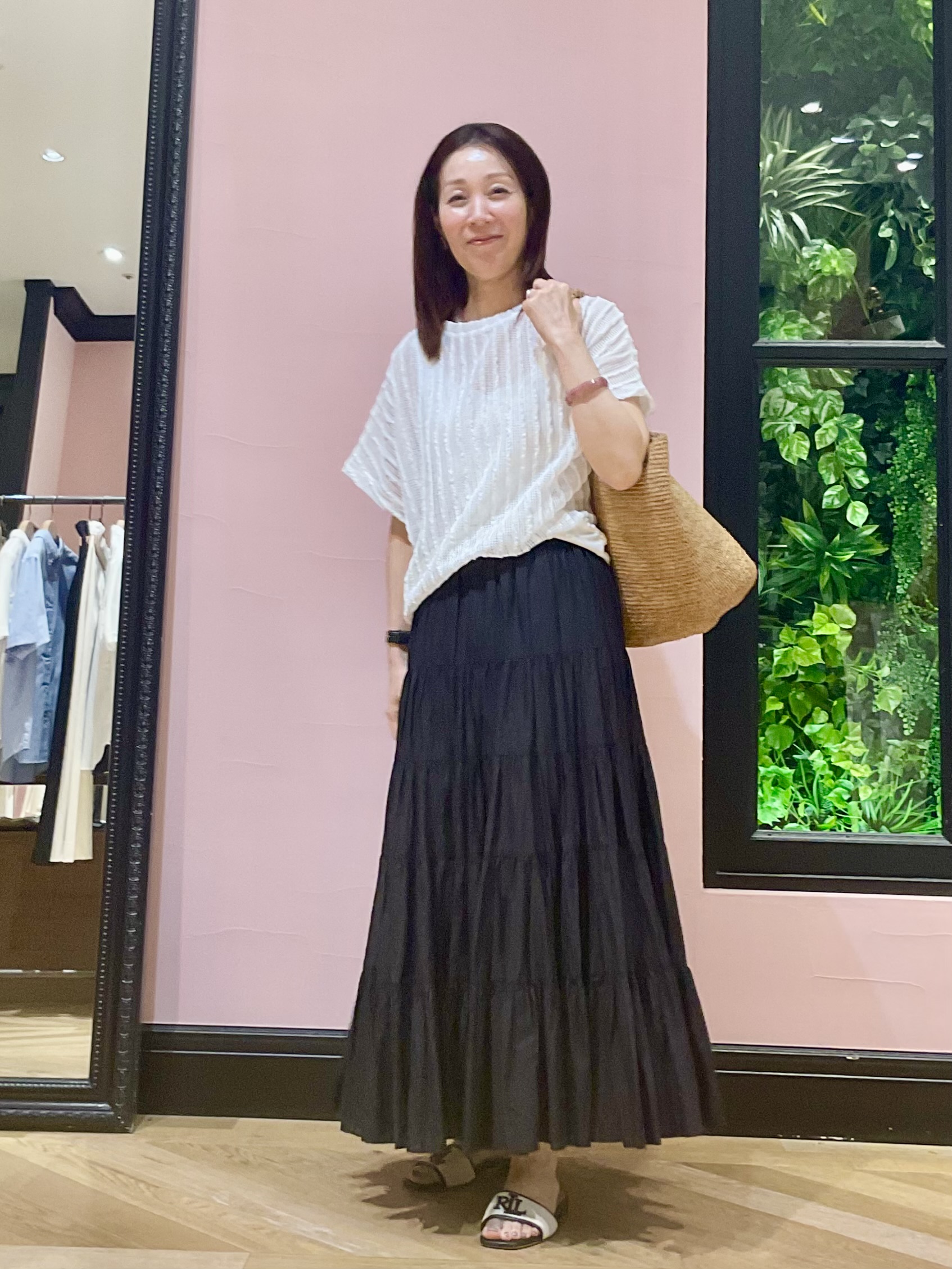 Hiwatashiさんの「DRESSTERIOR｜シアーメッシュプルオーバー」を使ったコーディネート
