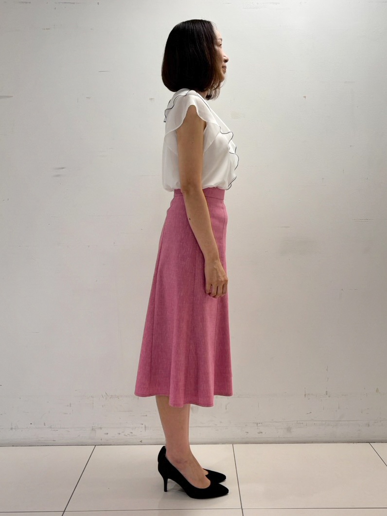 keikoさんの「COUP DE CHANCE｜【手洗い可／日本製】フリルブラウス」を使ったコーディネート