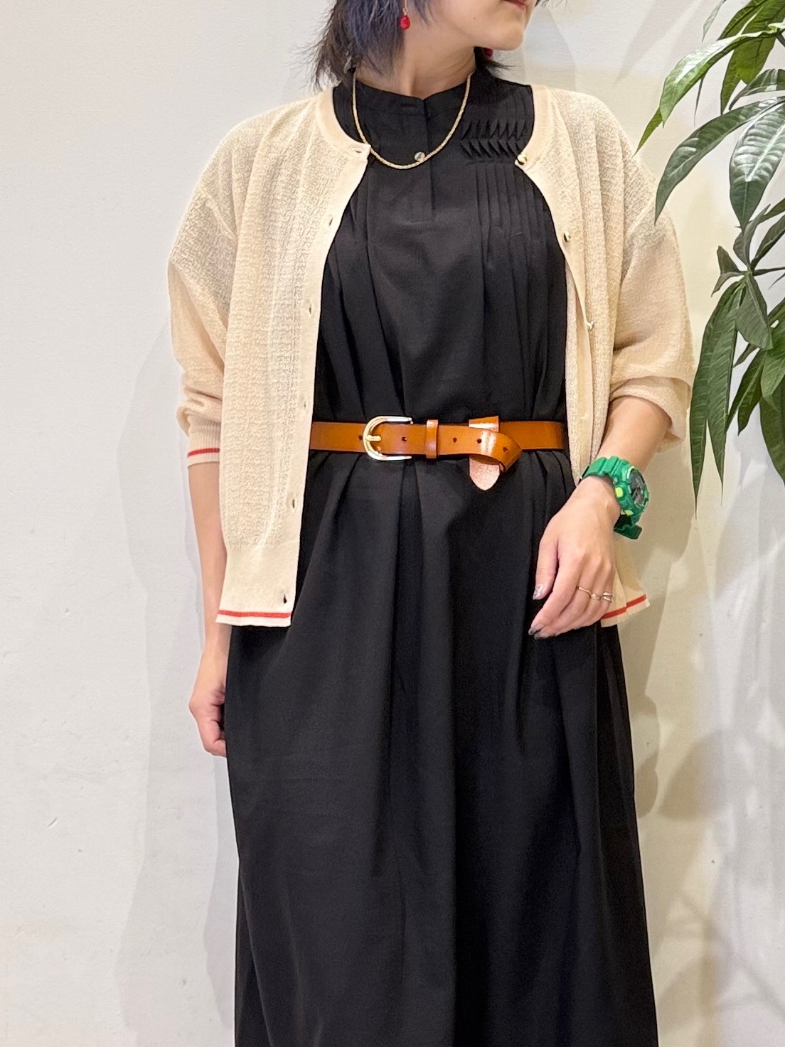 misakiさんの「SHOO･LA･RUE｜【S-LL/洗濯機可】さらっとタッチ ほんのりシアーカーディガン」を使ったコーディネート