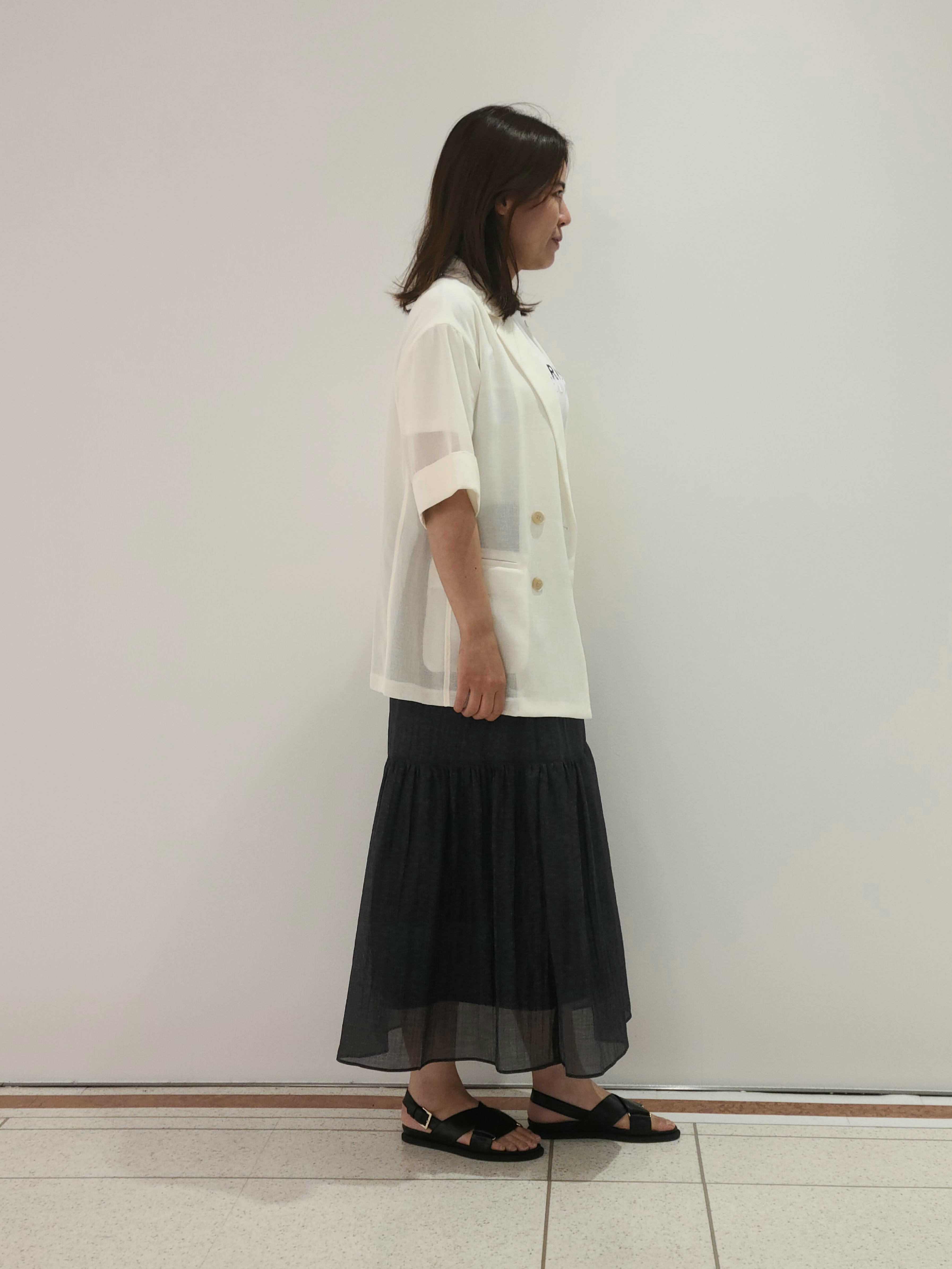 eriさんの「INDIVI｜【洗える／メッシュ素材／SETUP可能】半袖シアージャケット」を使ったコーディネート