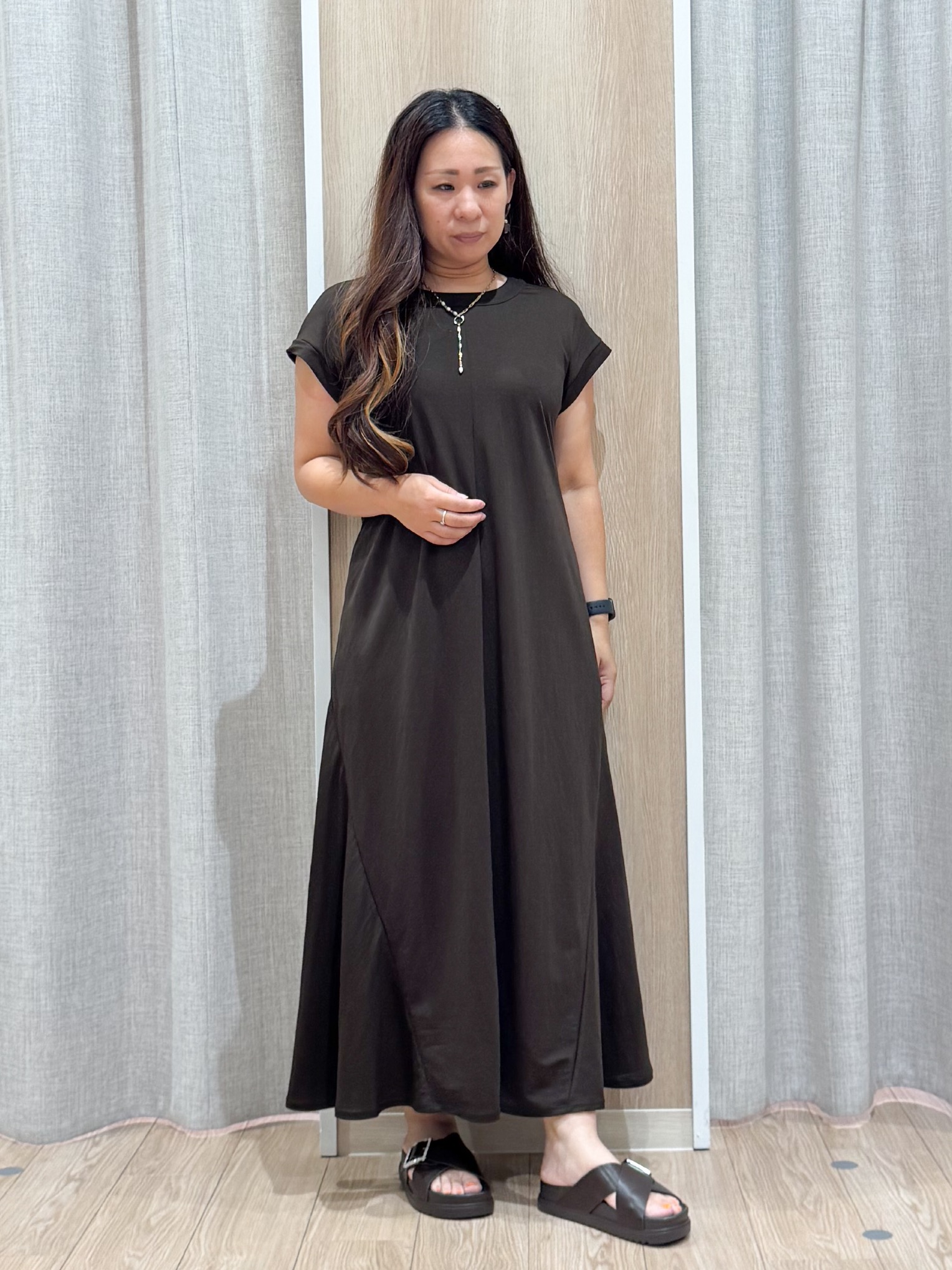 sachiさんの「grove｜気温調整にも◎ブラウス感覚で羽織れるシアーブルゾン」を使ったコーディネート