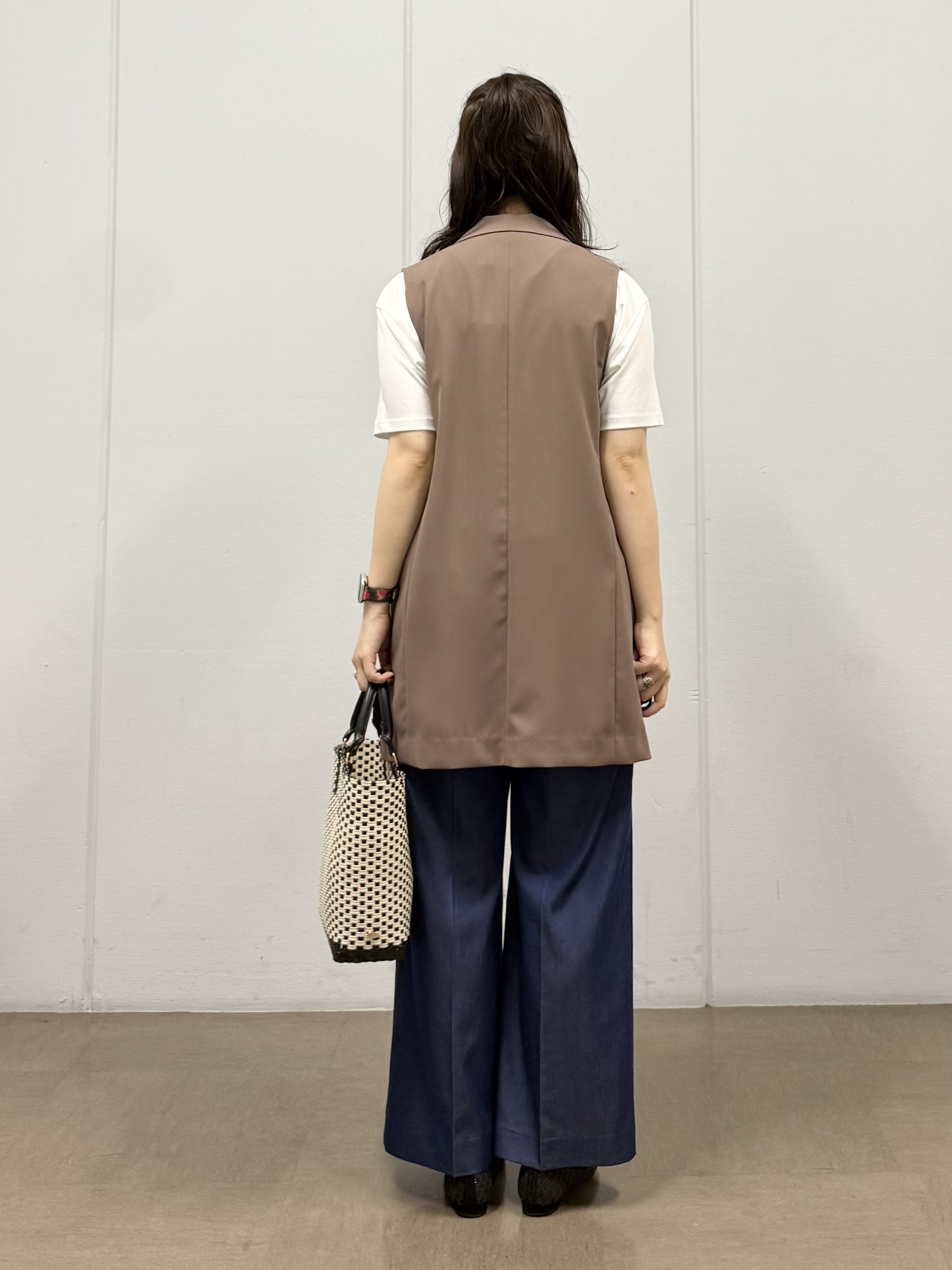 mizukiさんの「INDIVI｜【UVケア／選べるグラフィック】スムースジャージTシャツ」を使ったコーディネート