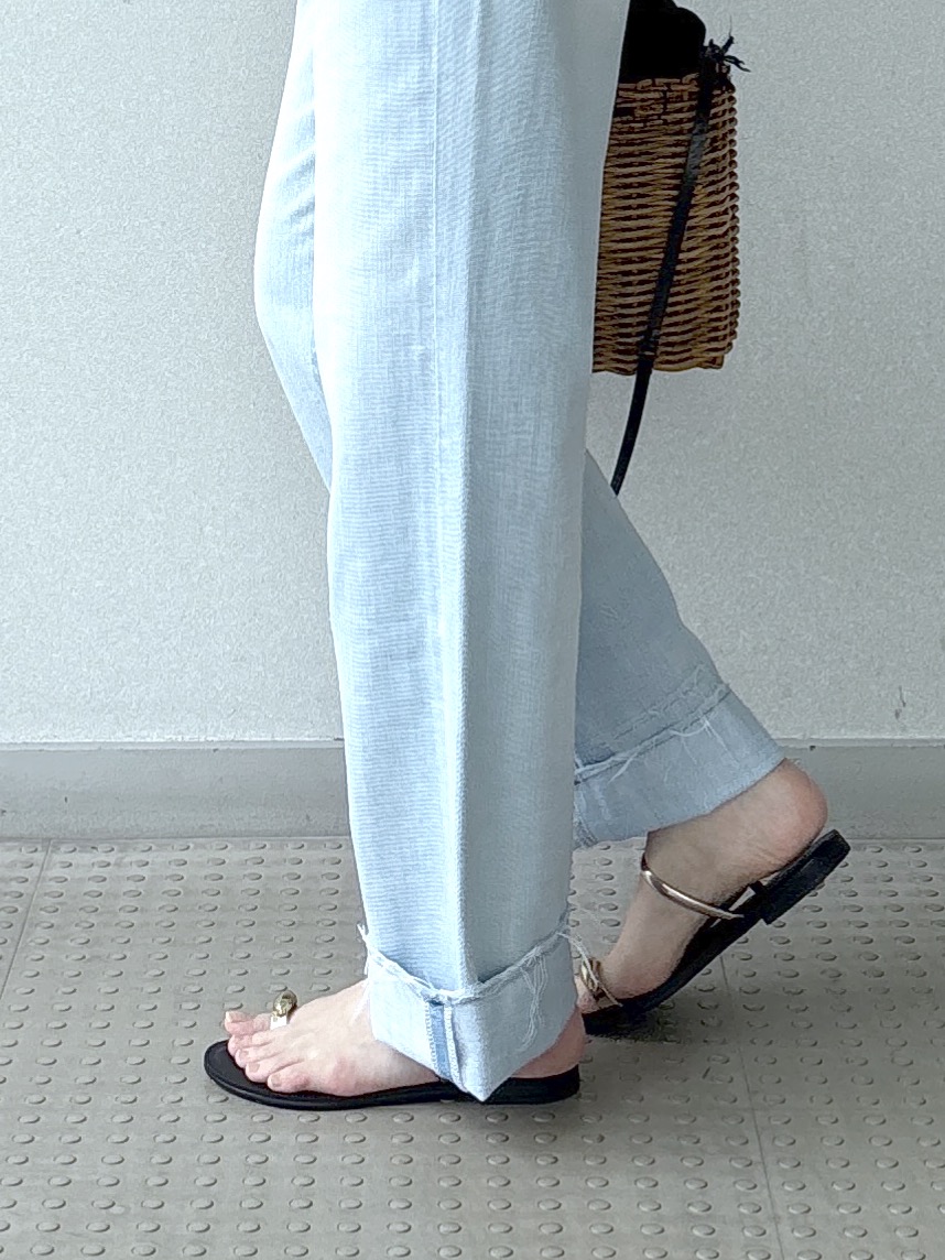 saitoさんの「DRESSTERIOR｜【接触冷感/抗菌防臭/UVカット】クールデオドラント UネックTシャツ」を使ったコーディネート