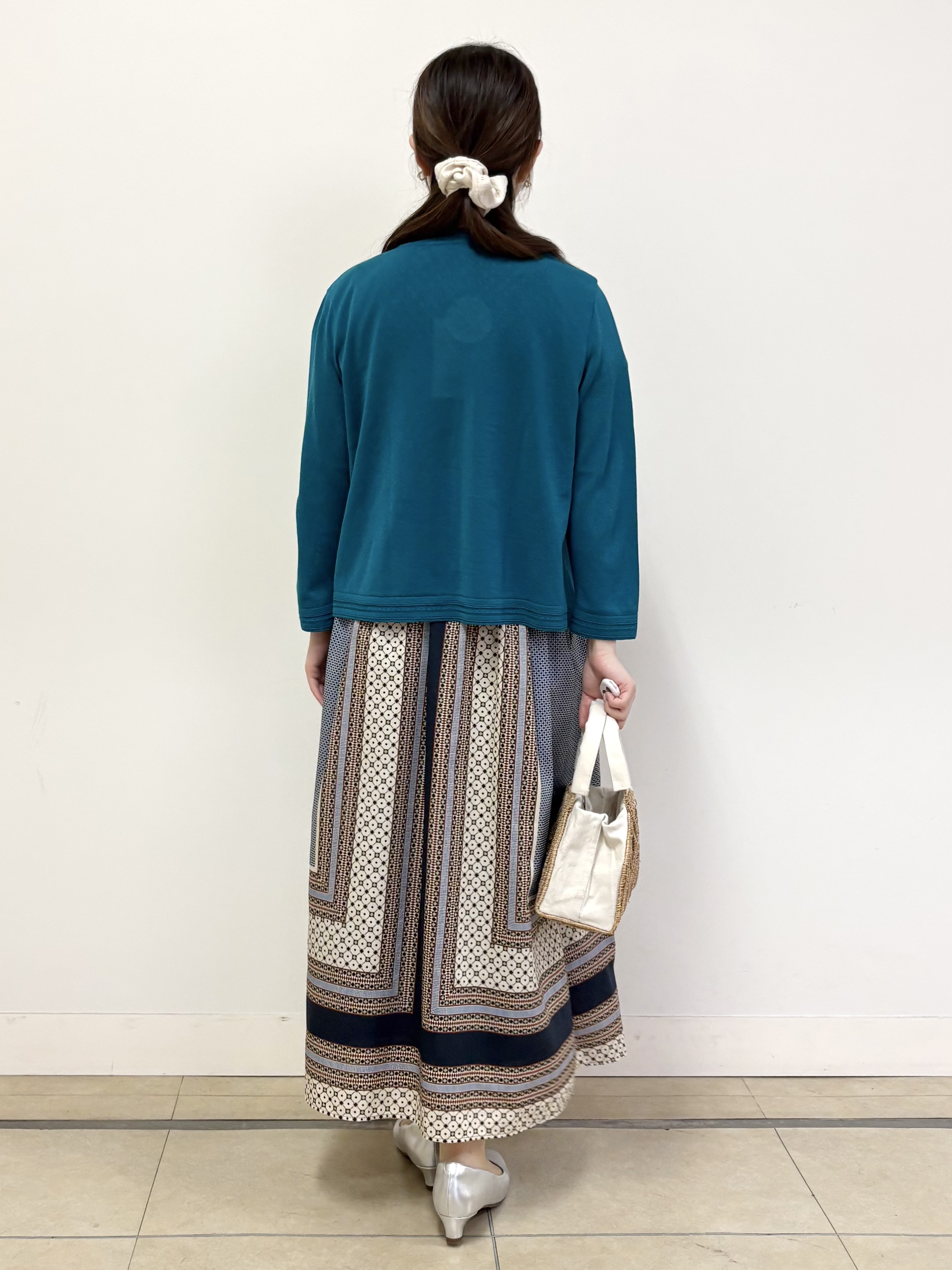 mikiさんの「Reflect｜七分袖ニットカーディガン」を使ったコーディネート
