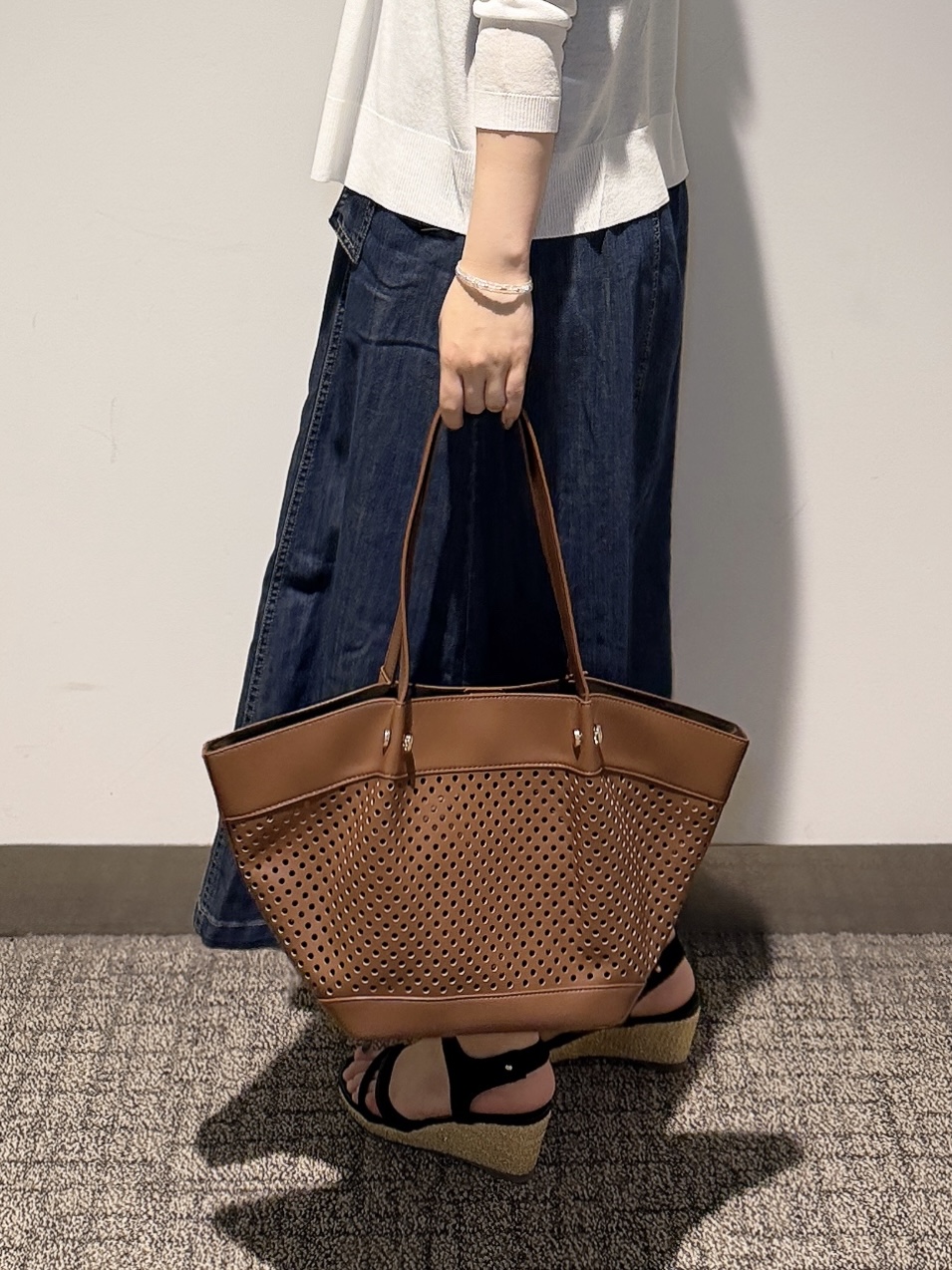 みーさんの「grove｜高評価！【接触冷感／UVカットetc】ベーシックショートカーディガン」を使ったコーディネート