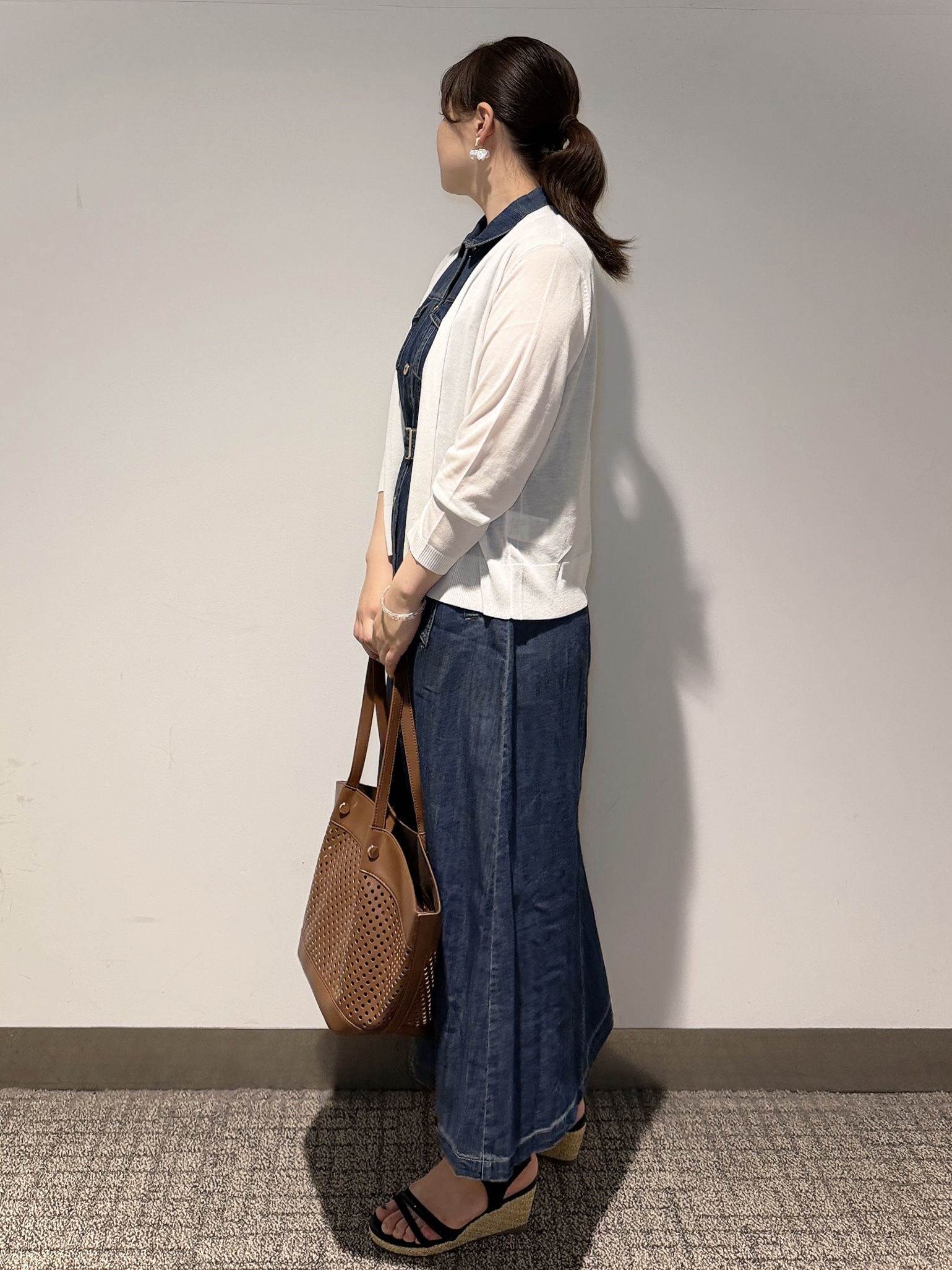 みーさんの「grove｜高評価！【接触冷感／UVカットetc】ベーシックショートカーディガン」を使ったコーディネート
