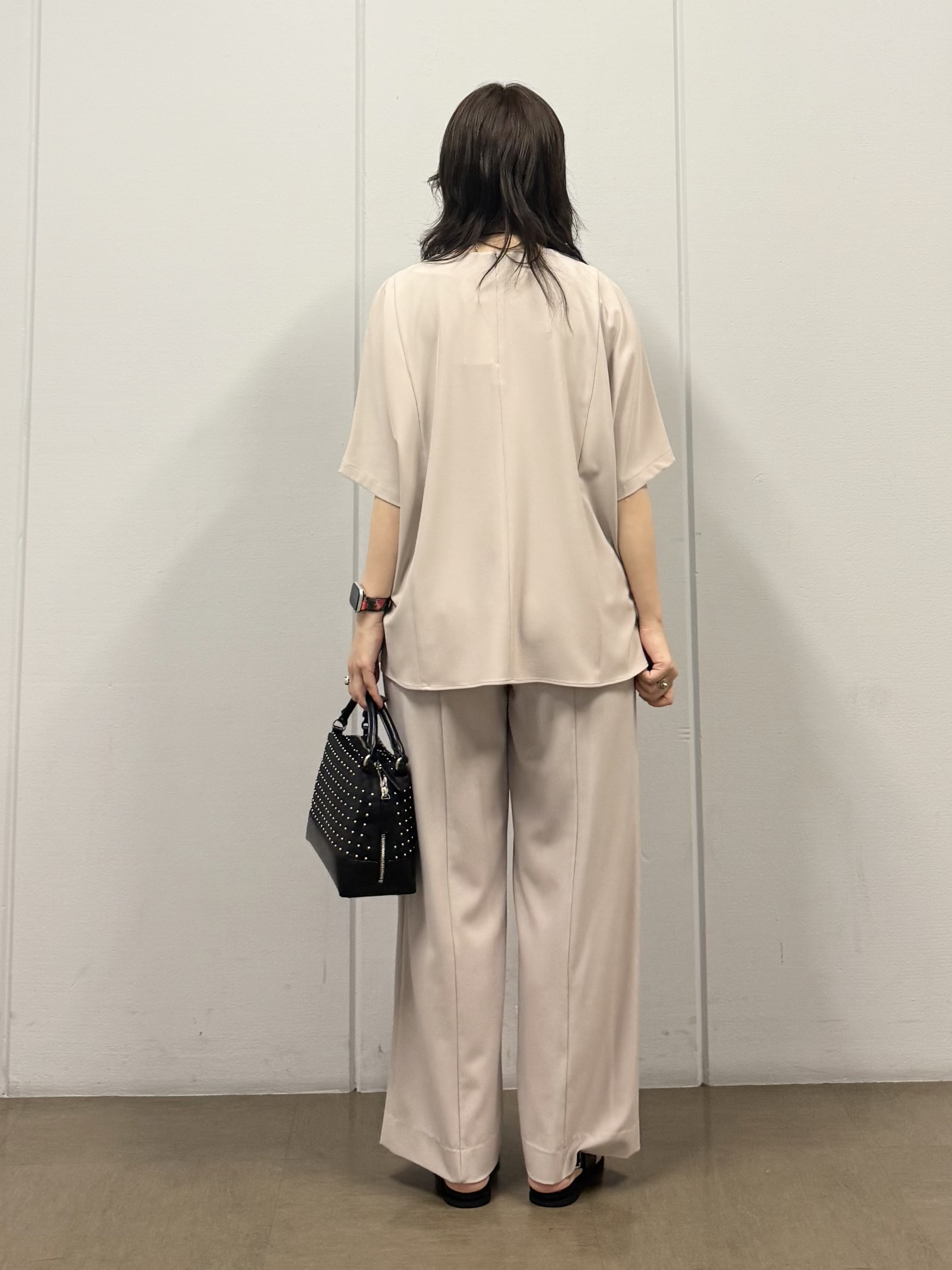 mizukiさんの「INDIVI｜【着る日傘】ドルマントップス」を使ったコーディネート