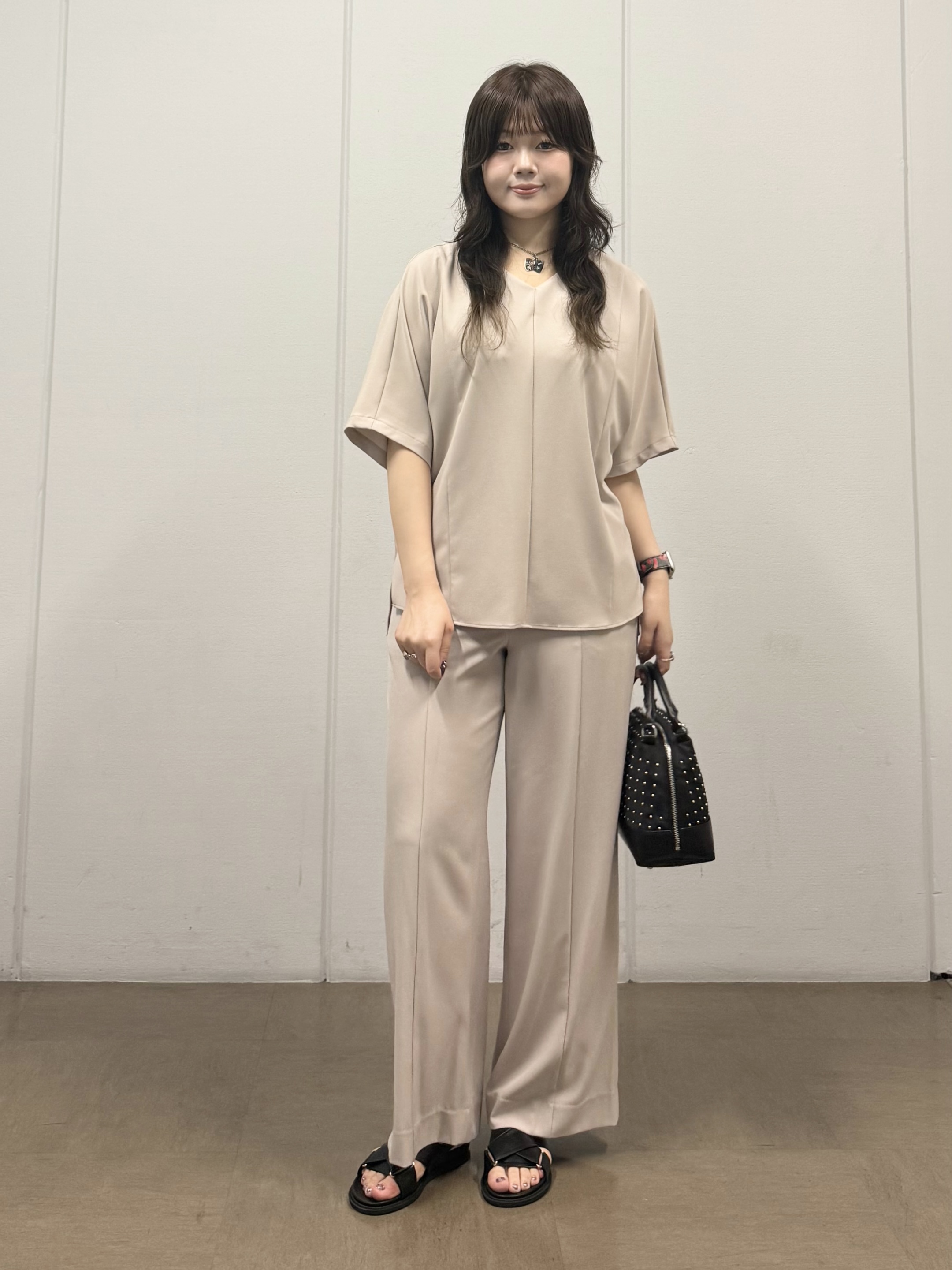 mizukiさんの「INDIVI｜【着る日傘】ドルマントップス」を使ったコーディネート
