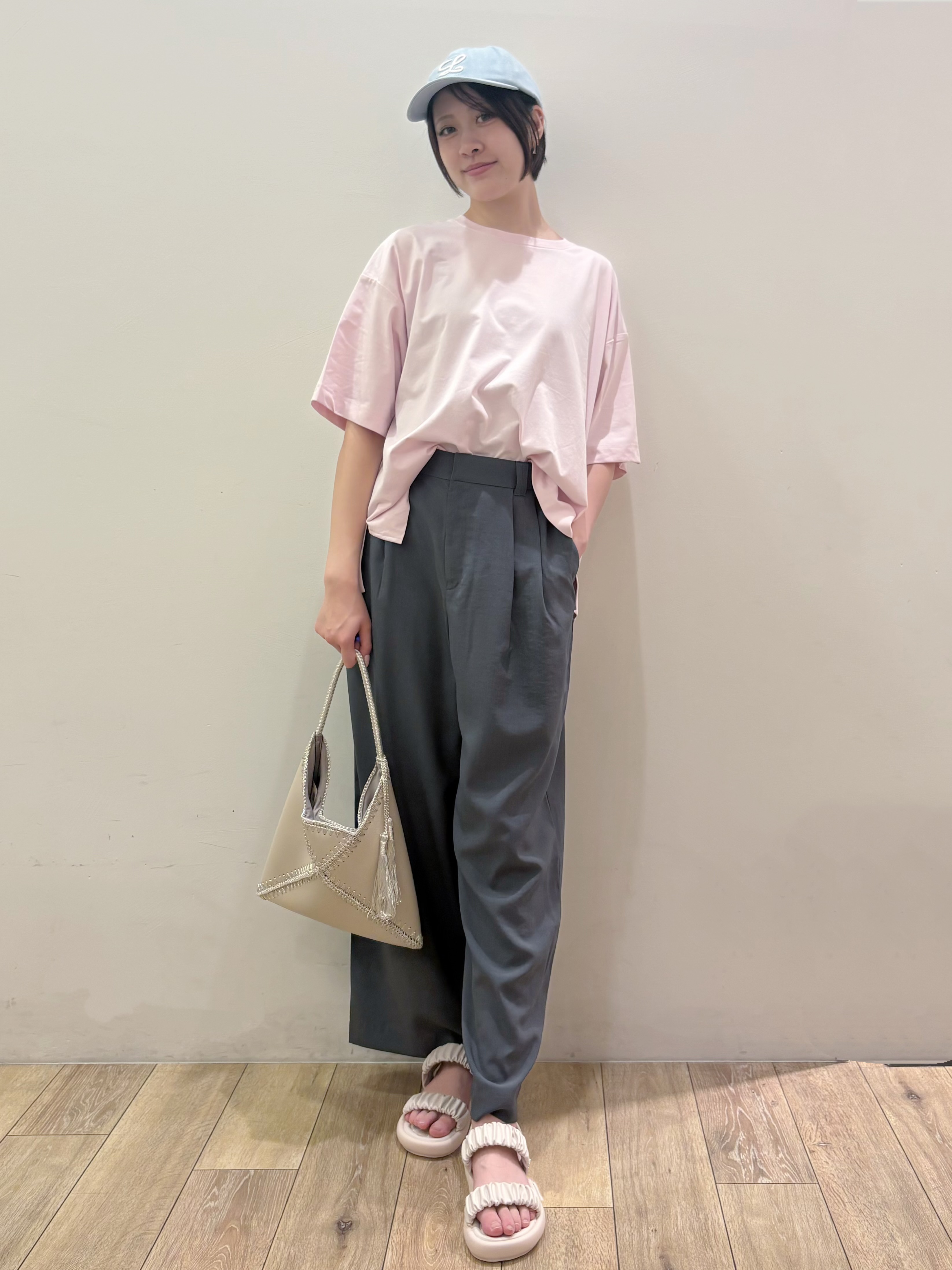 RINさんの「OPAQUE.CLIP｜【接触冷感】リラクシーカットソー《洗濯機OK》」を使ったコーディネート