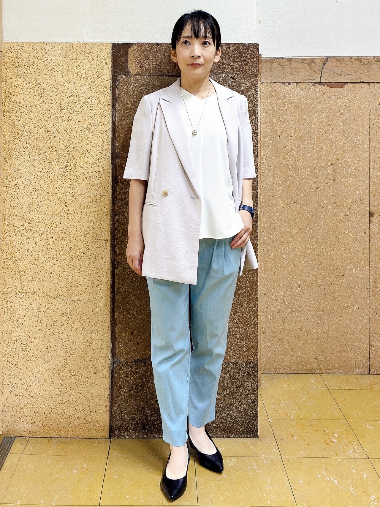 hattoriさんの「INDIVI｜【着る日傘】ハーフスリーブダブルジャケット」を使ったコーディネート