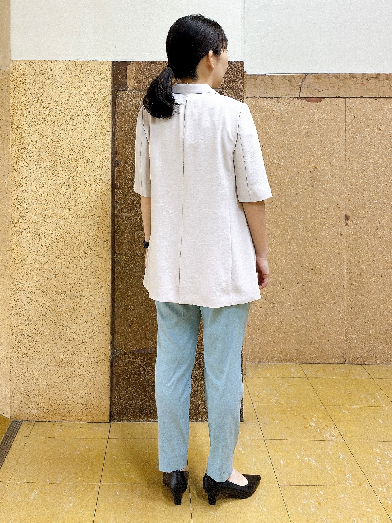 hattoriさんの「INDIVI｜【着る日傘】ハーフスリーブダブルジャケット」を使ったコーディネート