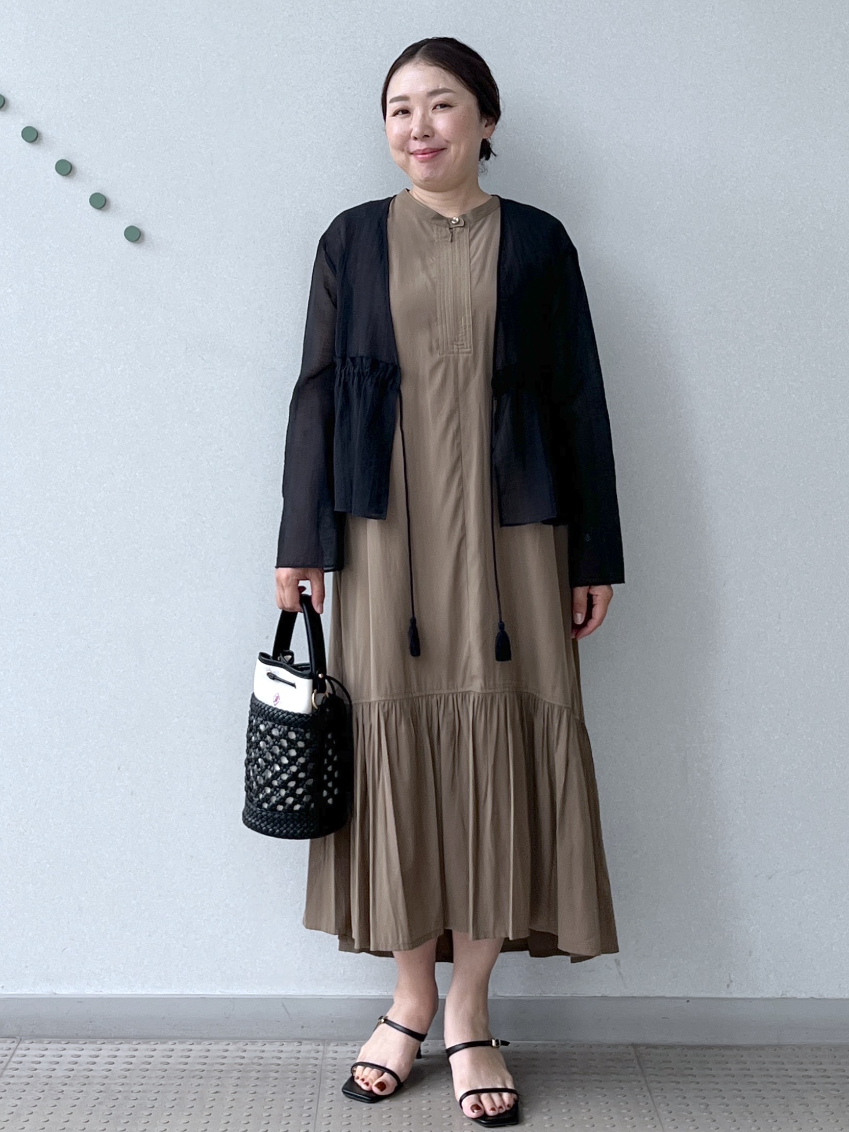 Soeさんの「DRESSTERIOR｜シアー カーディガンブラウス」を使ったコーディネート