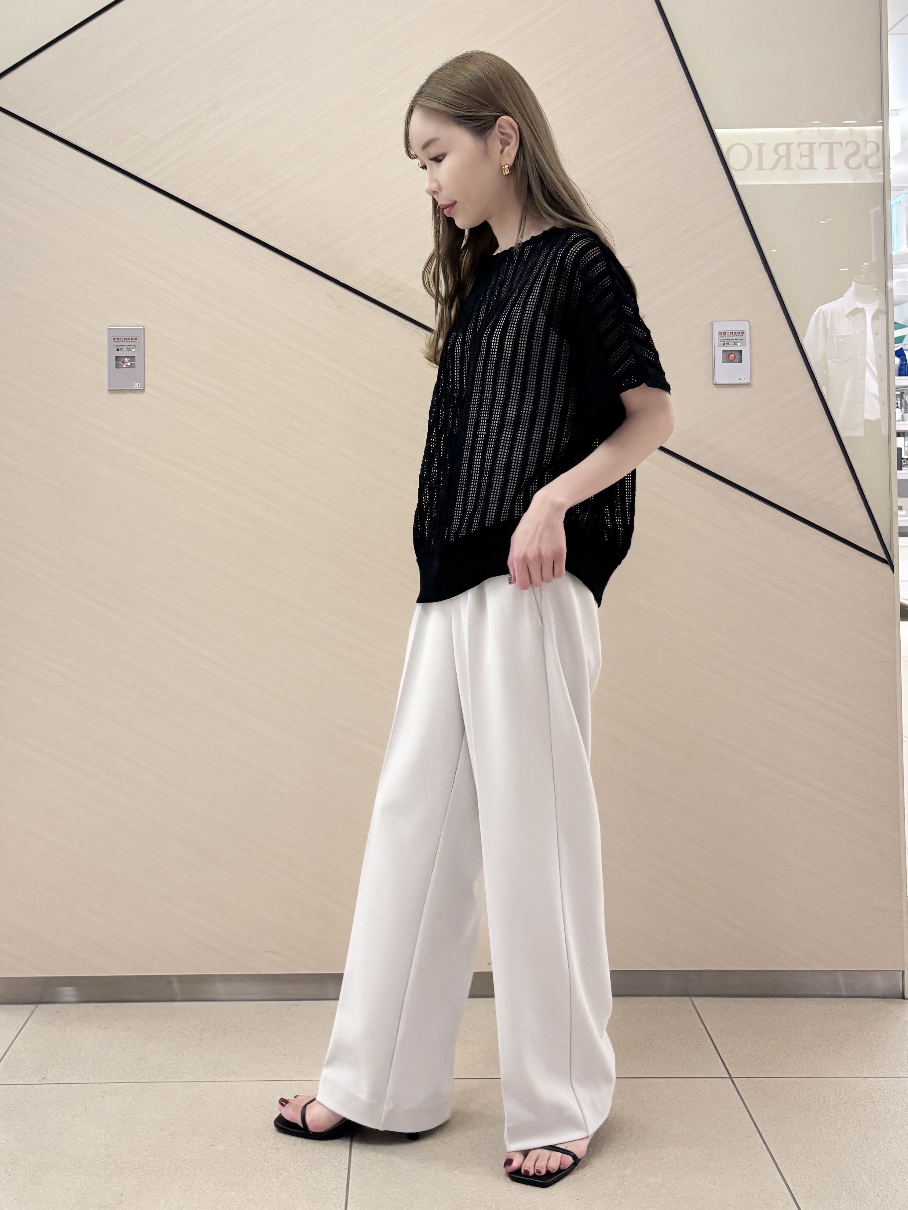 清水夏姫さんの「DRESSTERIOR｜【otonaMUSE5月号掲載】スキニーベルトサンダル」を使ったコーディネート
