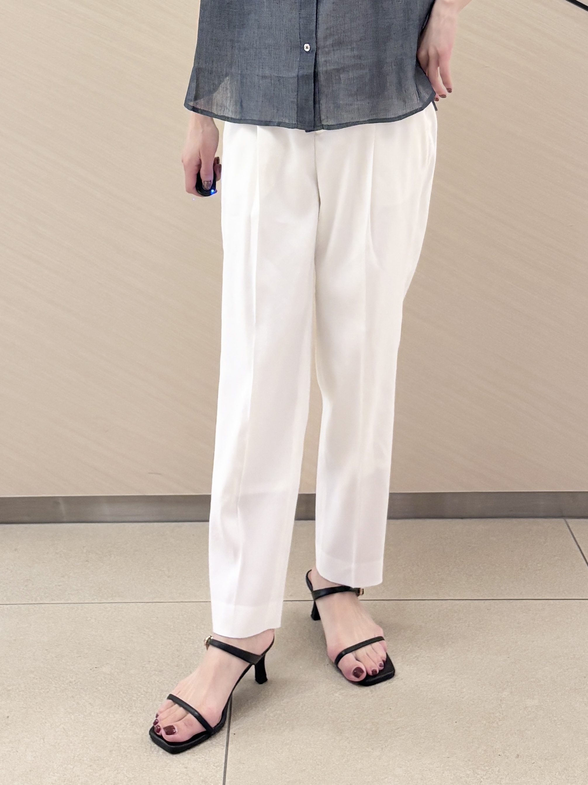 清水夏姫さんの「DRESSTERIOR｜【otonaMUSE5月号掲載】スキニーベルトサンダル」を使ったコーディネート