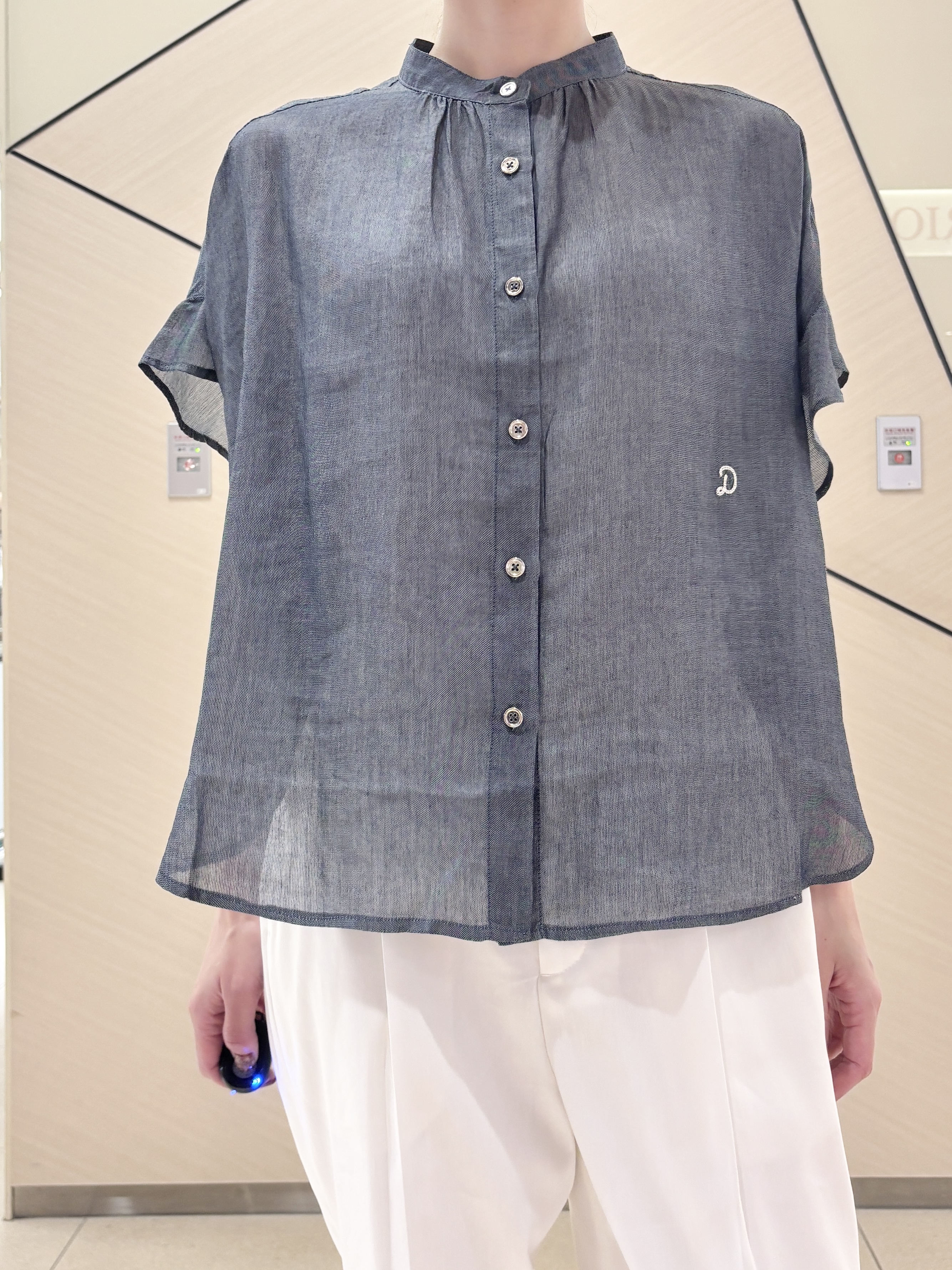 清水夏姫さんの「DRESSTERIOR｜【otonaMUSE5月号掲載】スキニーベルトサンダル」を使ったコーディネート