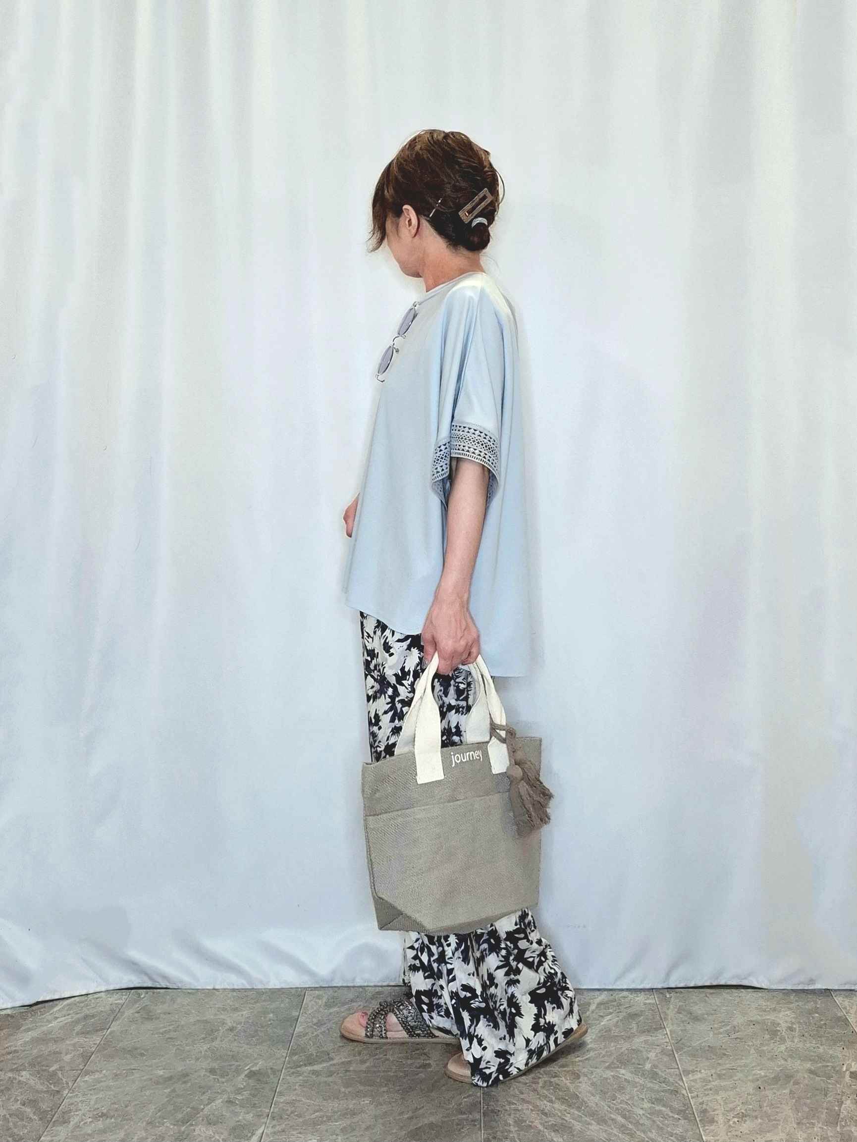 ぬーさんの「SHOO･LA･RUE｜【ひんやり/UV】お袖レースが上品 ゆったりとろみトップス」を使ったコーディネート