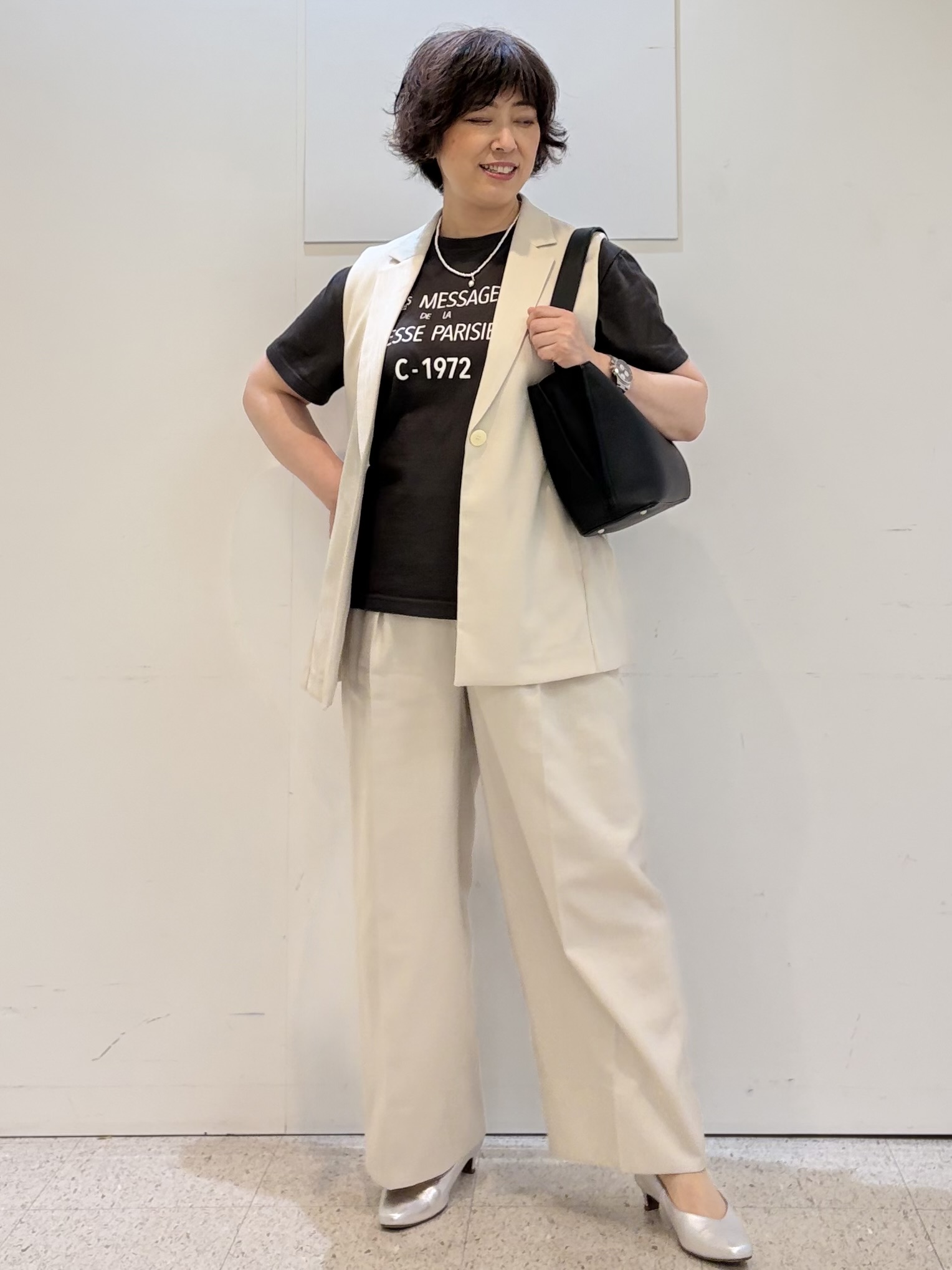 ヤスコさんの「Reflect｜【セットアップ可】リネンライクジレ」を使ったコーディネート