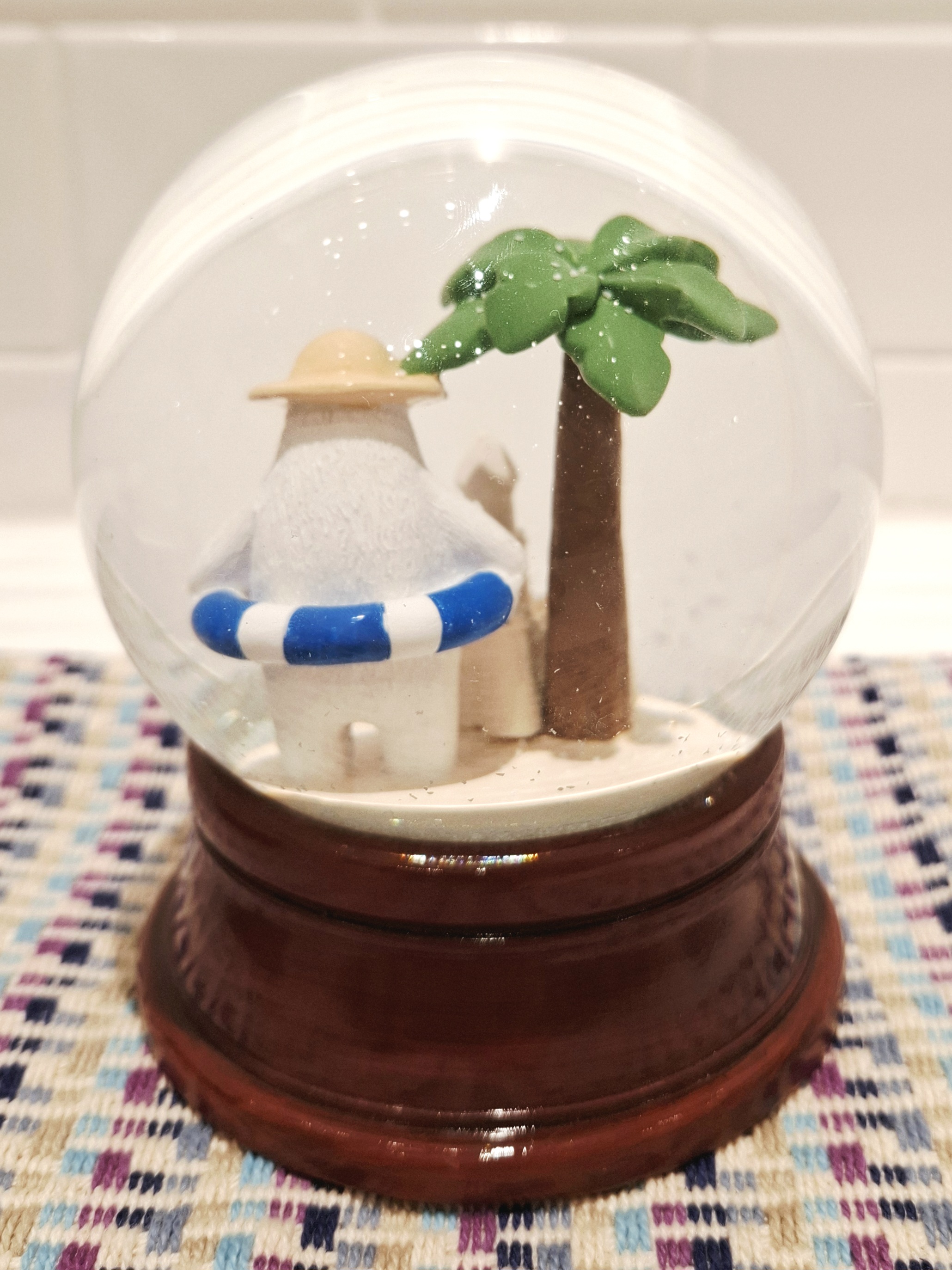 tori.さんの「212 KITCHEN STORE｜ヌークス イエティ スノードーム サマー」を使ったコーディネート