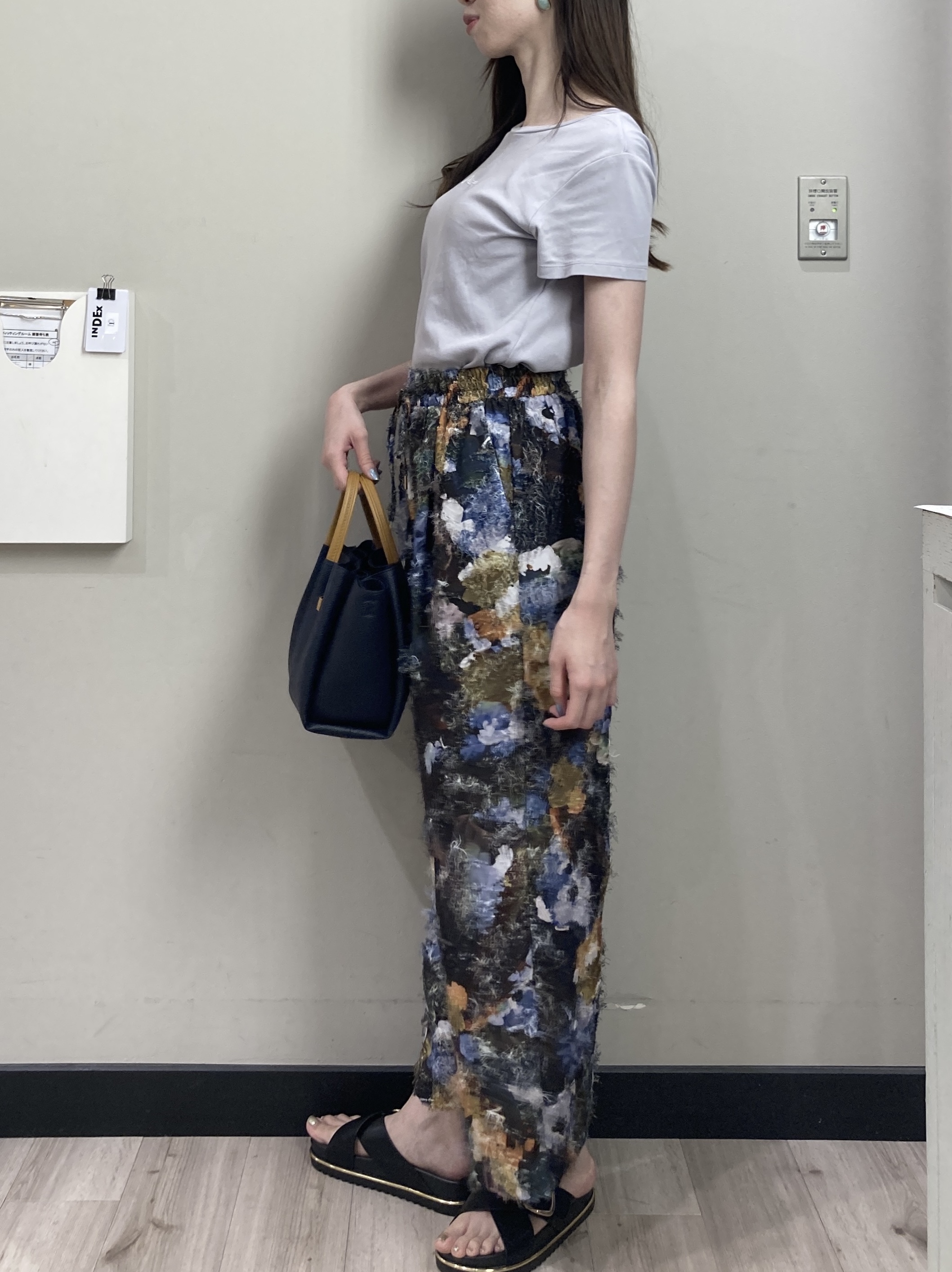 わかさんの「index｜【UVケア／接触冷感】フロントロゴ刺繍Tシャツ《洗濯機OK／S-3L／7col》」を使ったコーディネート