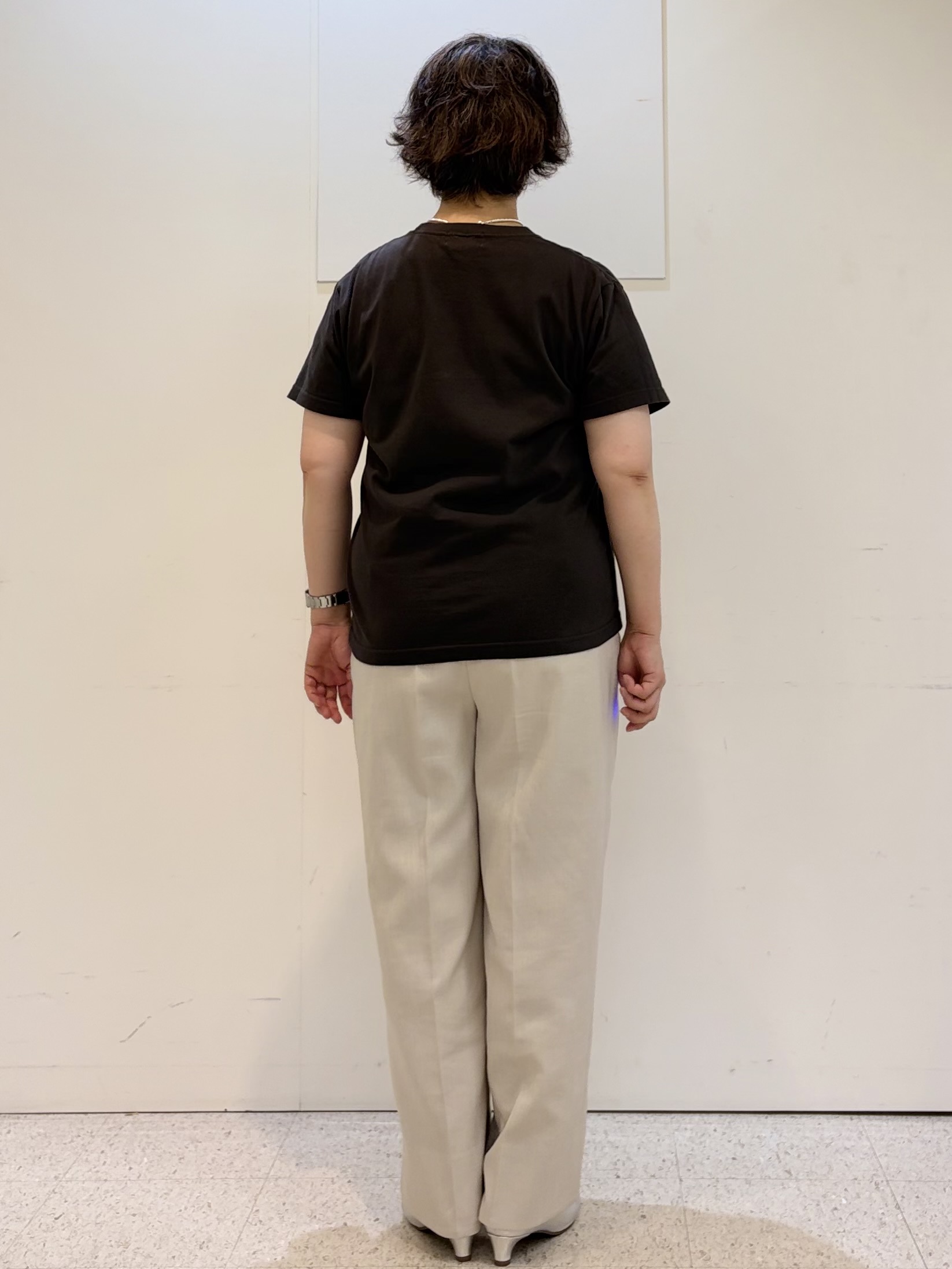 ヤスコさんの「Reflect｜【REGENCY WORKS／Reflect別注カラーあり】ロゴTシャツ」を使ったコーディネート