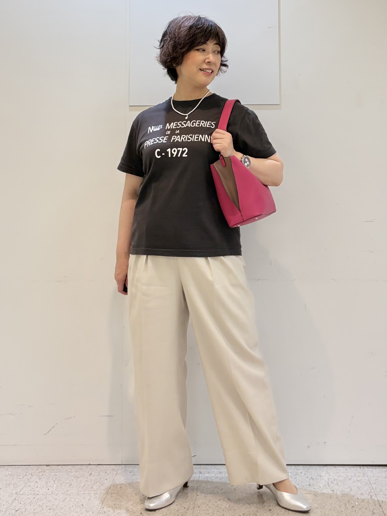 ヤスコさんの「Reflect｜【REGENCY WORKS／Reflect別注カラーあり】ロゴTシャツ」を使ったコーディネート