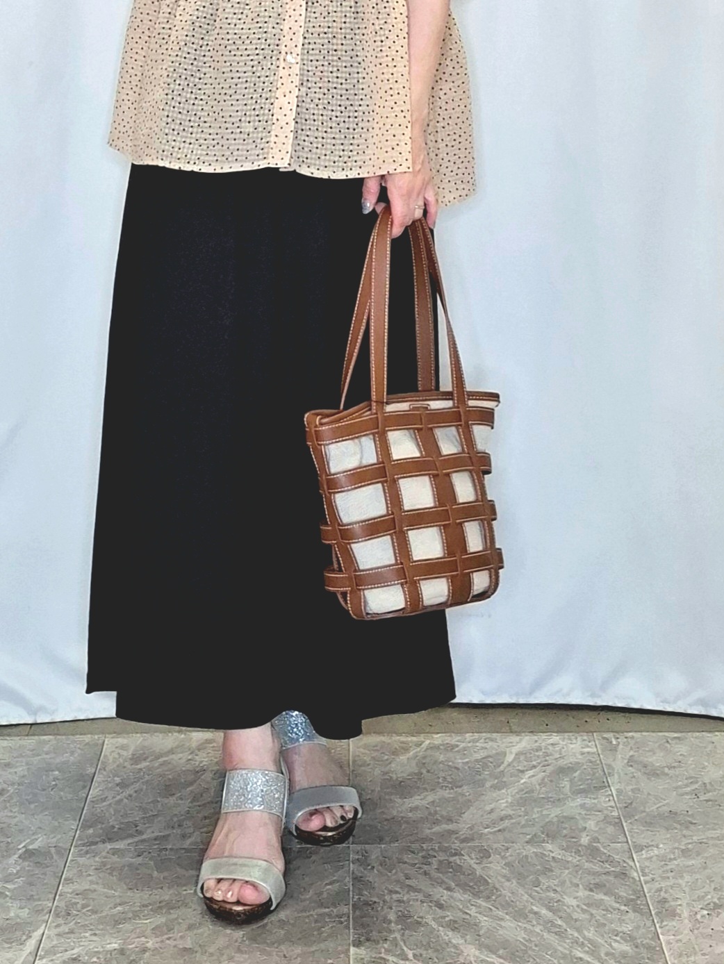 ぬーさんの「SHOO･LA･RUE｜2WAYシアーペプラムブラウス」を使ったコーディネート