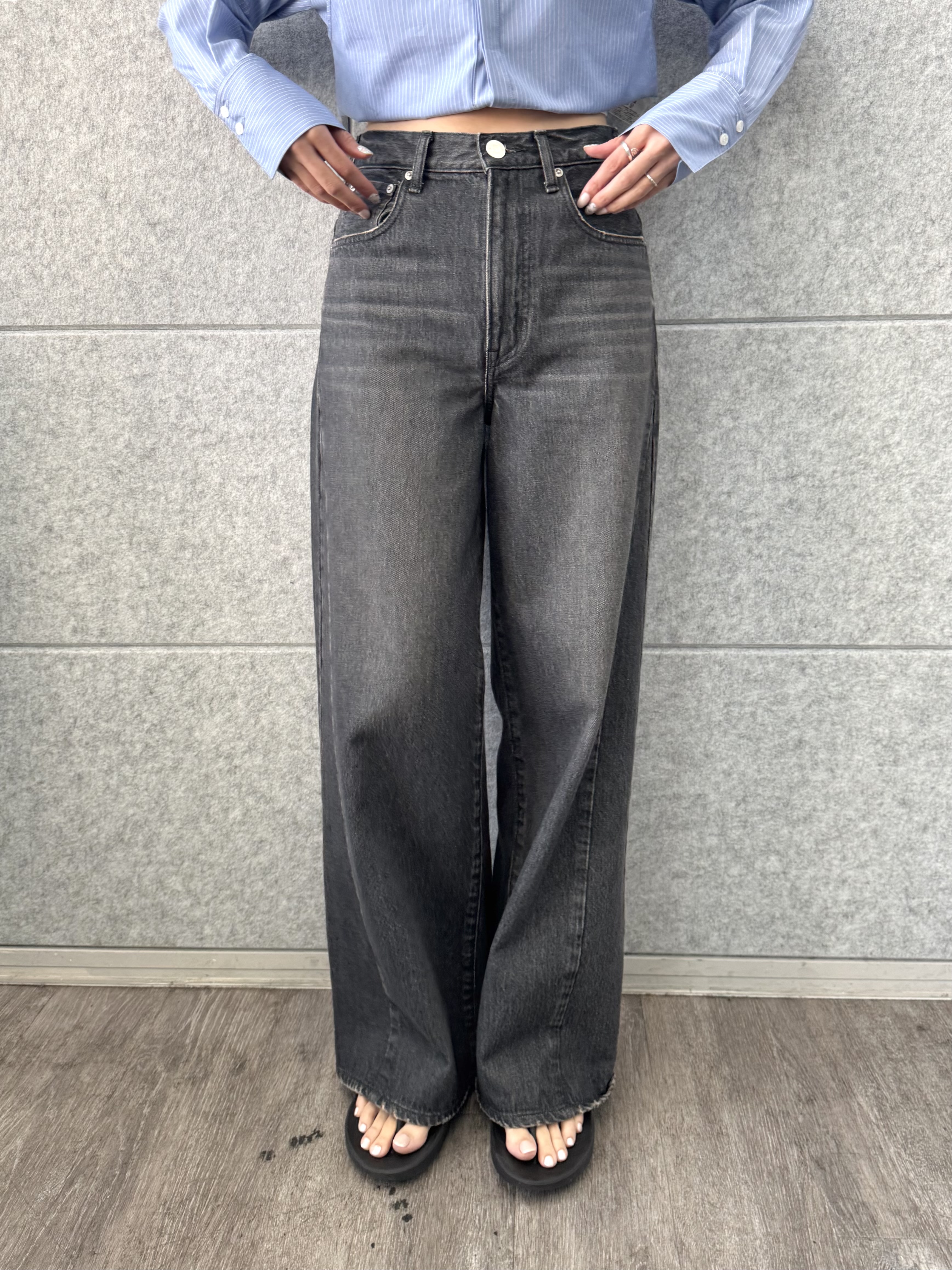 uchi__yamaさんの「CODE A｜heyep｜Piercing  Hair Clip Large」を使ったコーディネート