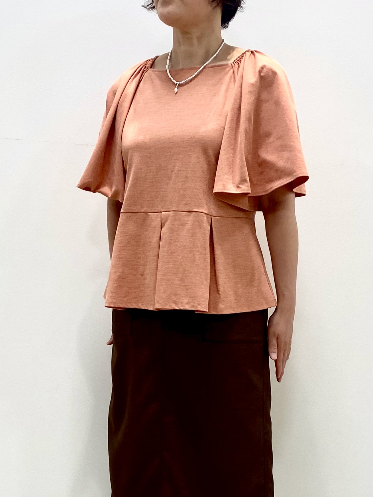 oharaさんの「Reflect｜【UVカット／接触冷感／吸水速乾】フレアスリーブペプラムカットソー」を使ったコーディネート
