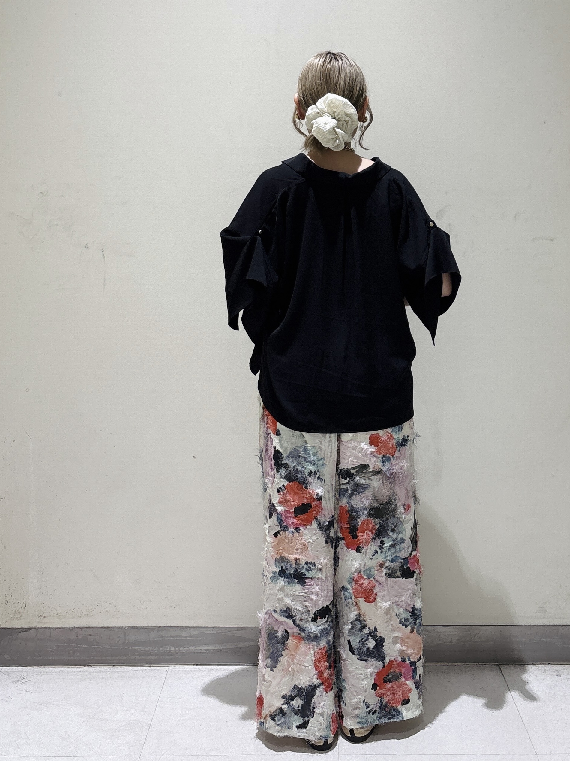 みきちぃさんの「OPAQUE.CLIP｜【UV／接触冷感／吸水速乾／】タックスリーブスキッパーブラウス《洗濯機OK》」を使ったコーディネート