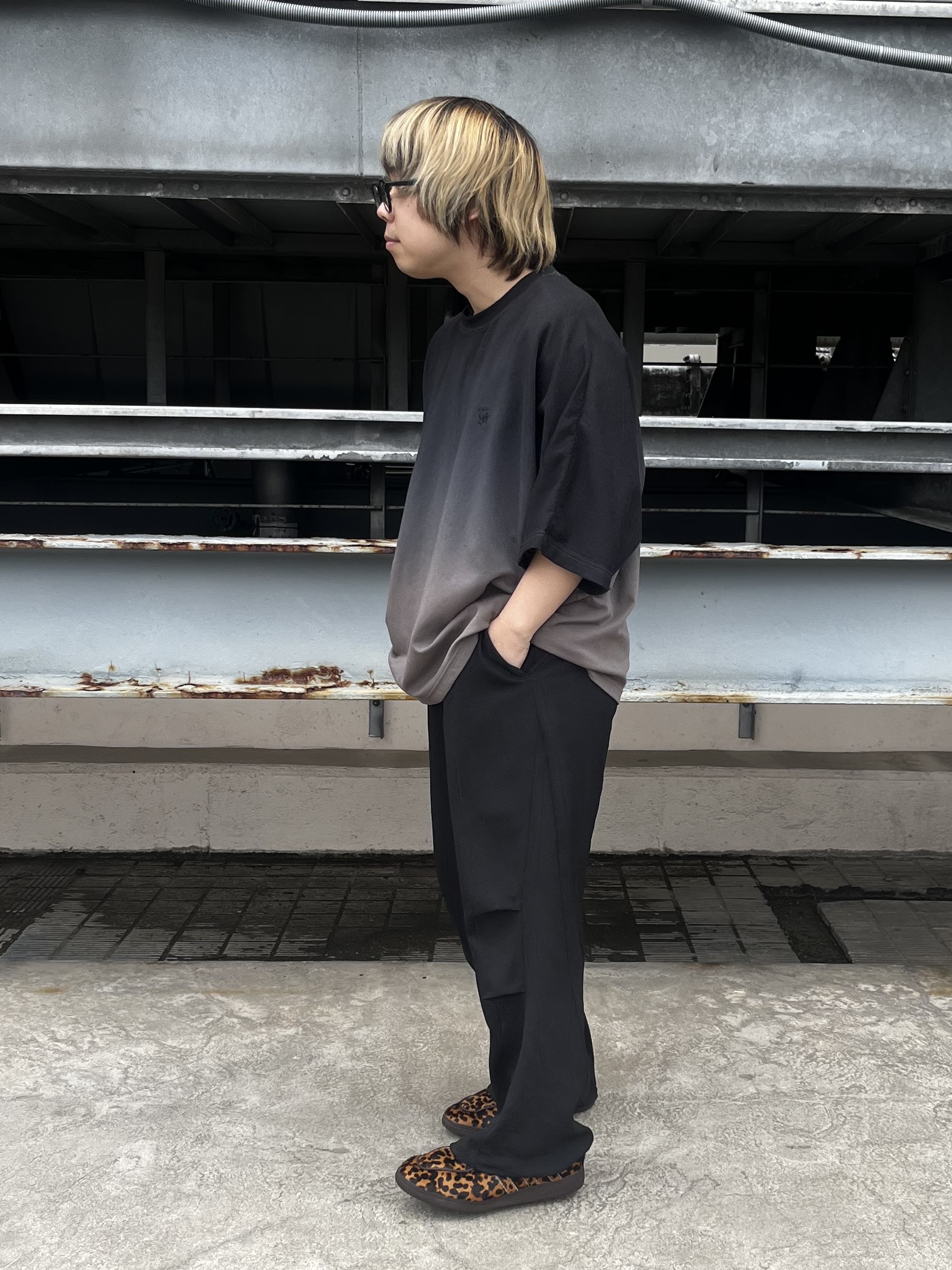 taigaさんの「tk.TAKEO KIKUCHI｜【UVカット／ストレッチ】NEUTRAXシリーズ パラシュートパンツ」を使ったコーディネート