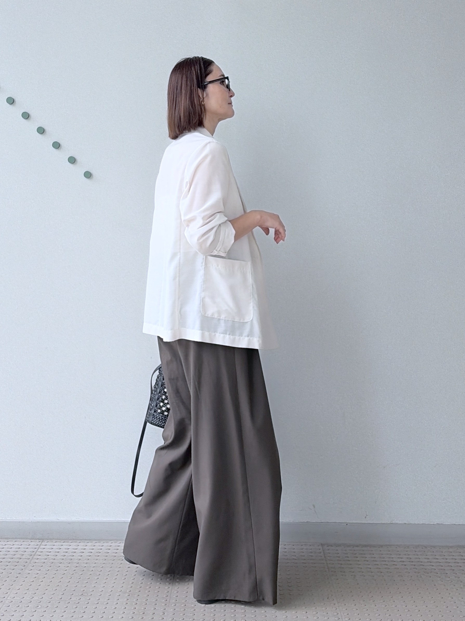 yoshikadoさんの「DRESSTERIOR｜【接触冷感/防シワ機能/ウォッシャブル】クールタッチ リネンブレンドシアージャケット」を使ったコーディネート
