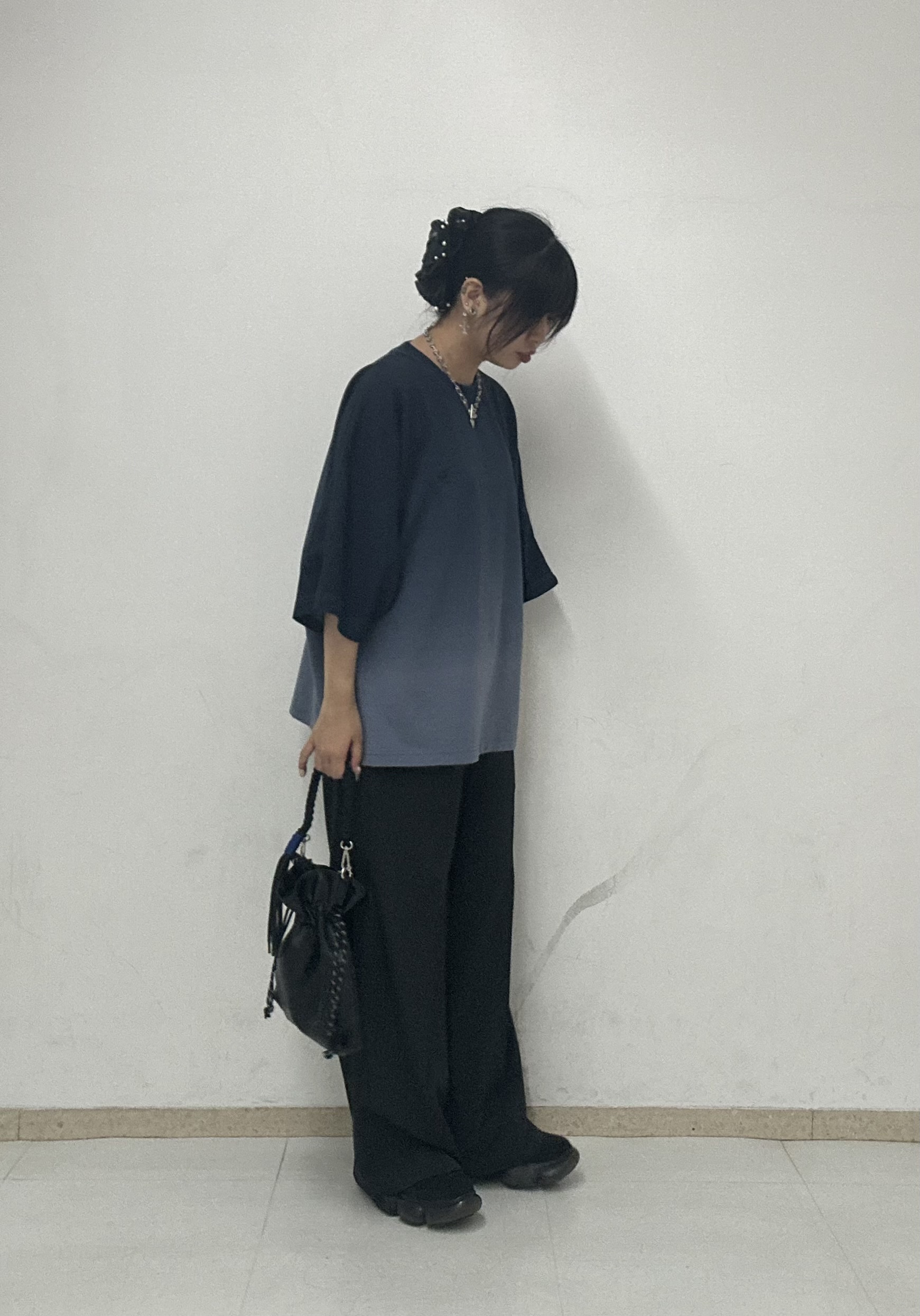 MANAさんの「tk.TAKEO KIKUCHI｜【人気商品！】グラデーションドルマンカットソー　ウォッシャブル/柔らかタッチ/ふっくら/ドルマンスリ」を使ったコーディネート