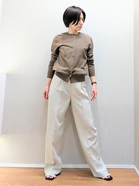 ミズタさんの「UNTITLED｜【9色展開/アンサンブル可/洗える】コットンベーシックニット」を使ったコーディネート