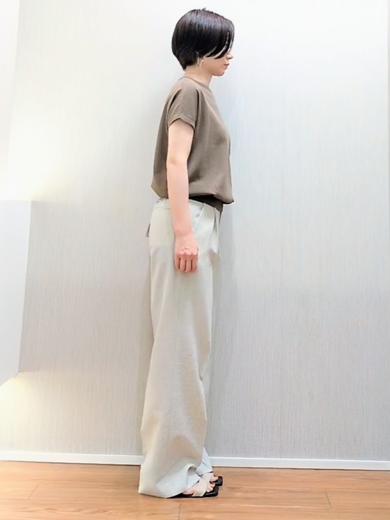 ミズタさんの「UNTITLED｜【9色展開/アンサンブル可/洗える】コットンベーシックニット」を使ったコーディネート