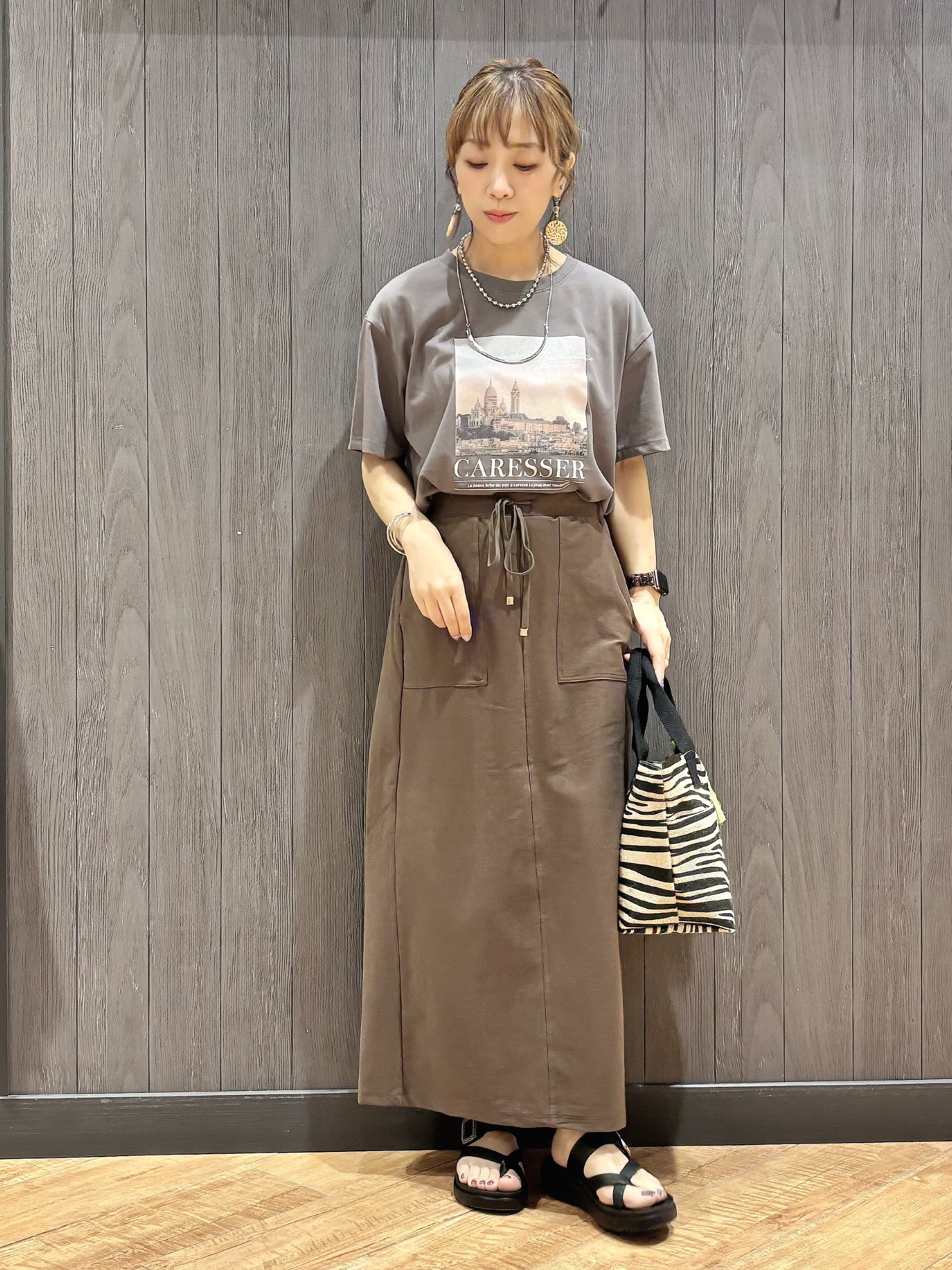meiさんの「SHOO･LA･RUE｜ツイル調ストレッチベイカースカート」を使ったコーディネート